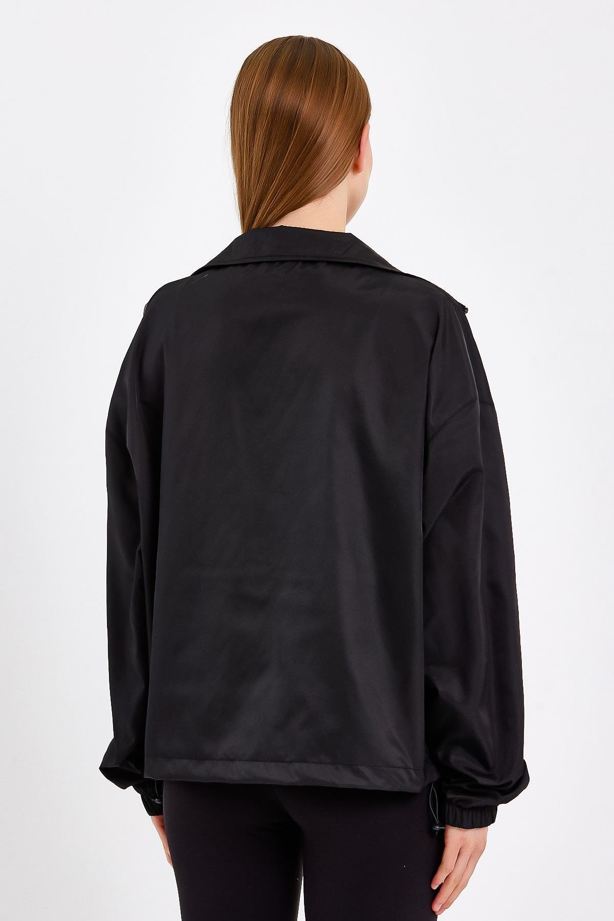 Fermuarlı Siyah Kadın Yağmurluk