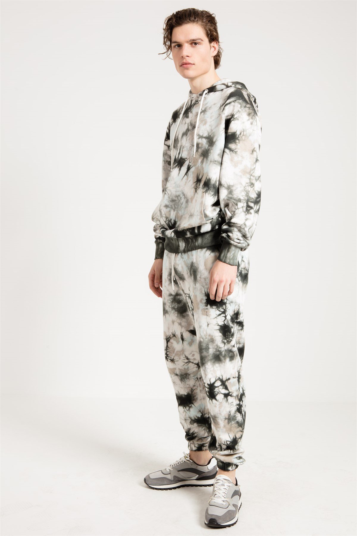 Tie Dyed Jogger in Grey