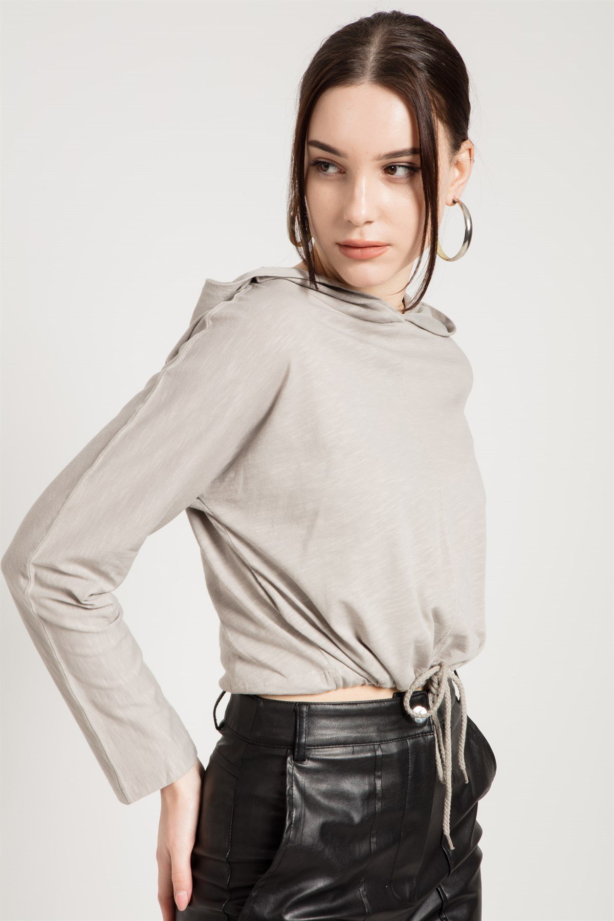 Cropped Hoodie in Grey with Dropped Shoulders