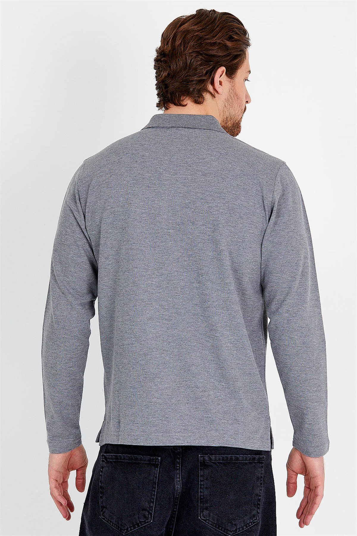 Polo Collared T-shirt in Grey with Long Sleeves