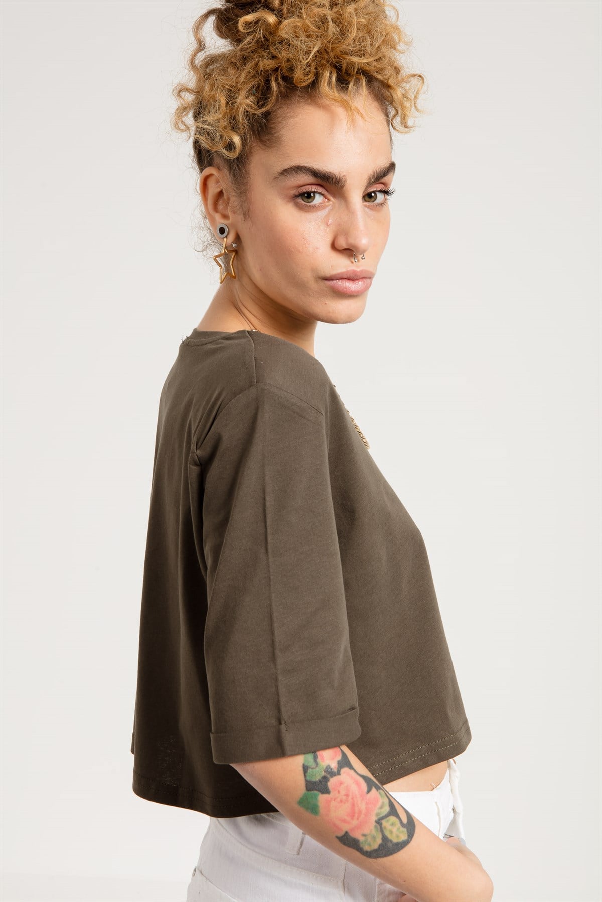 Crop Fit T-shirt in Khaki 