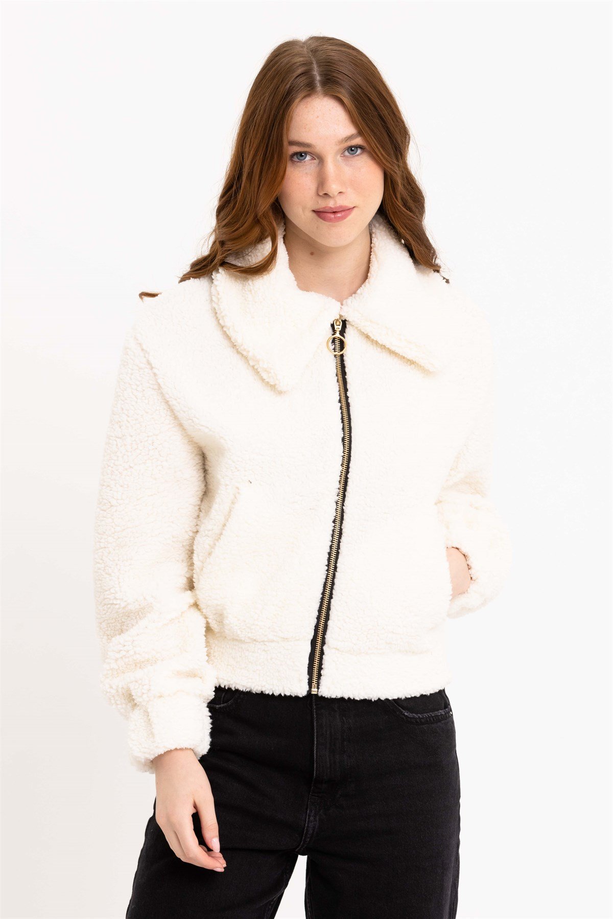 Kadın Fermuarlı Ekru Peluş Ceket