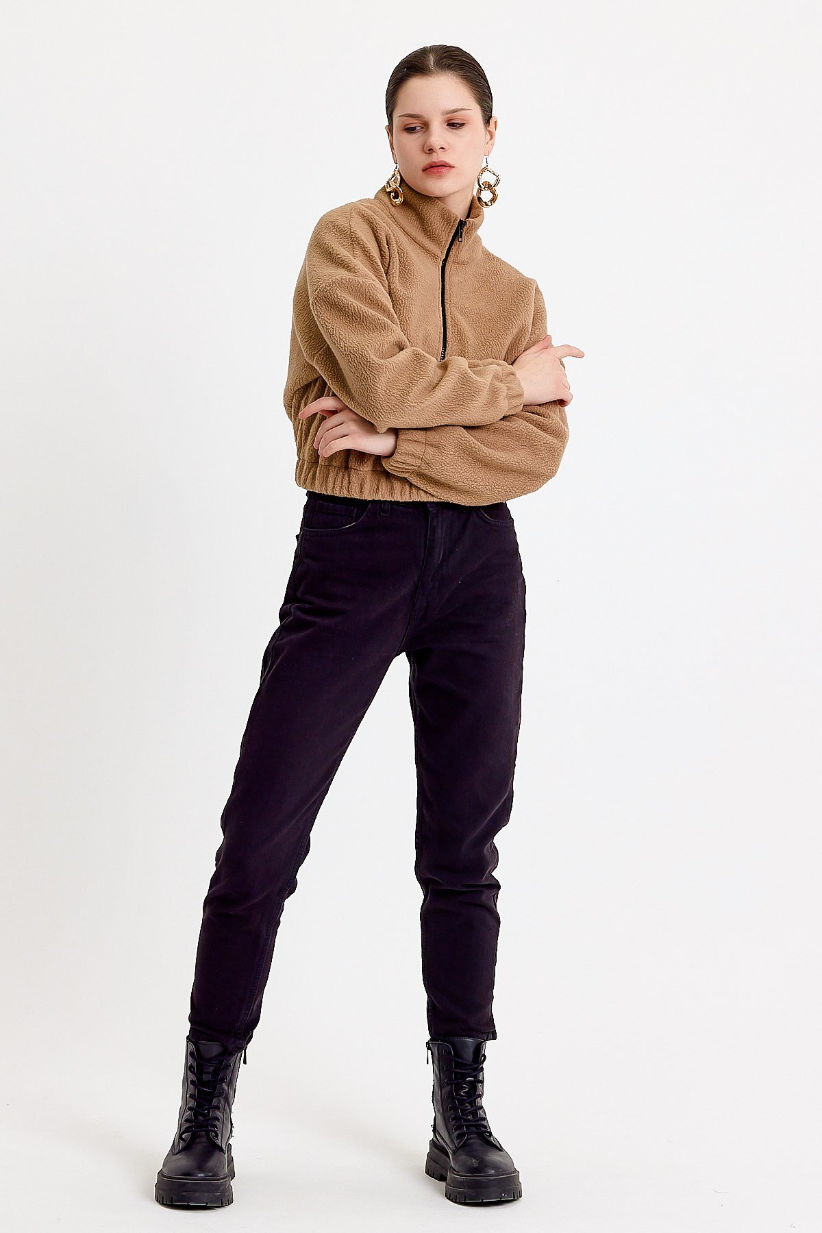 Kahverengi Dik Yaka Crop Fit Kadın Peluş Sweatshirt