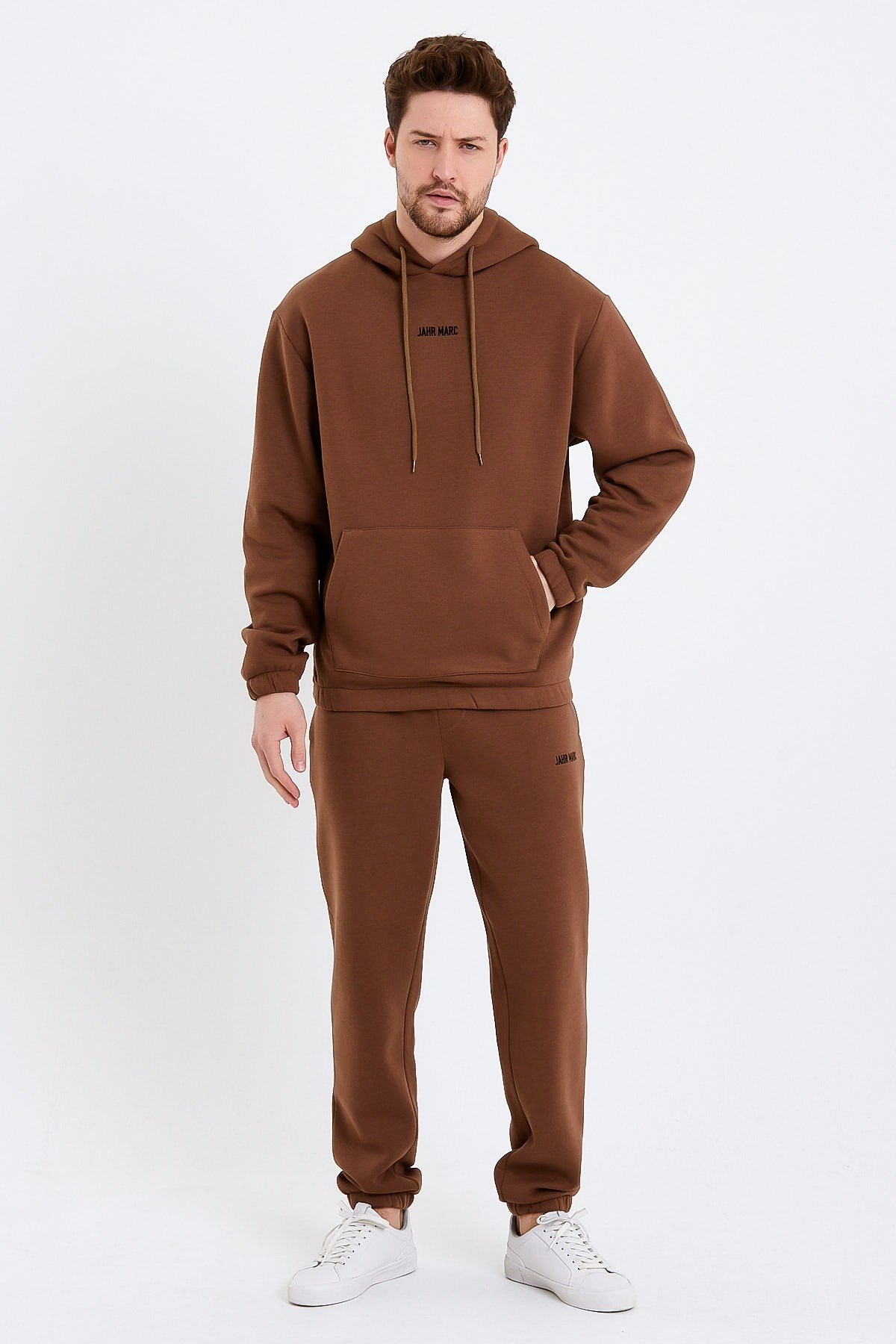 Kahverengi Nakışlı Erkek Eşofman Takımı