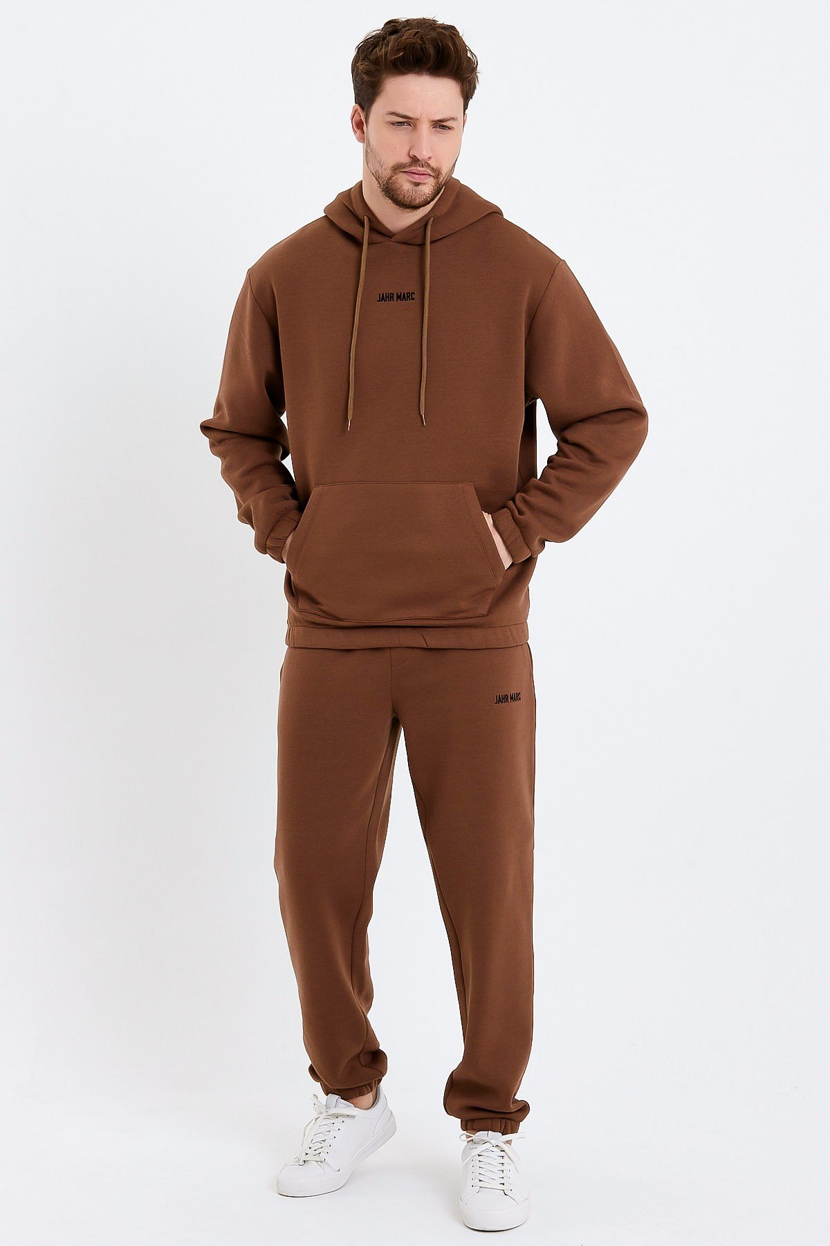 Kahverengi Nakışlı Erkek Eşofman Takımı