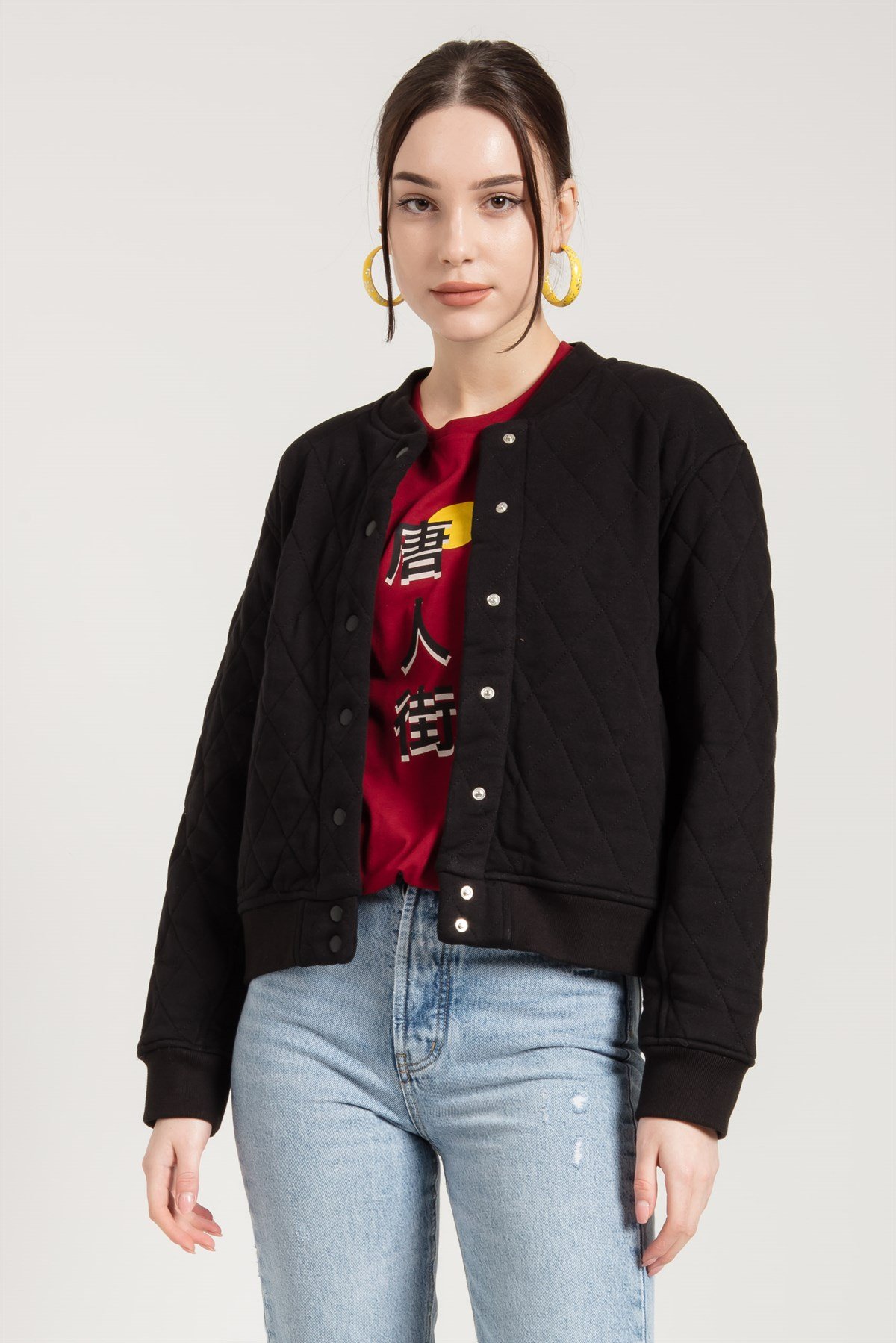 Kapitoneli Siyah Kısa Kadın Bomber Ceket