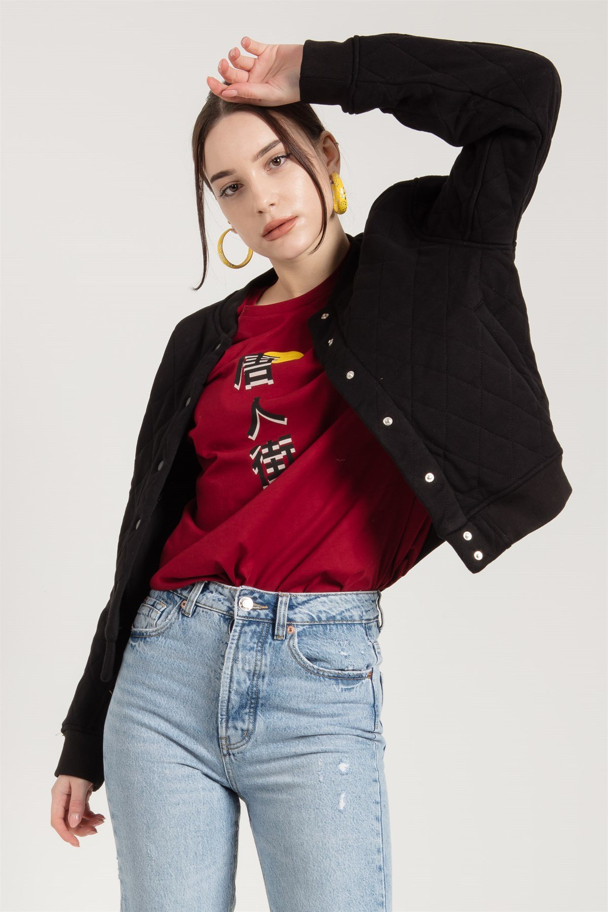 Kapitoneli Siyah Kısa Kadın Bomber Ceket