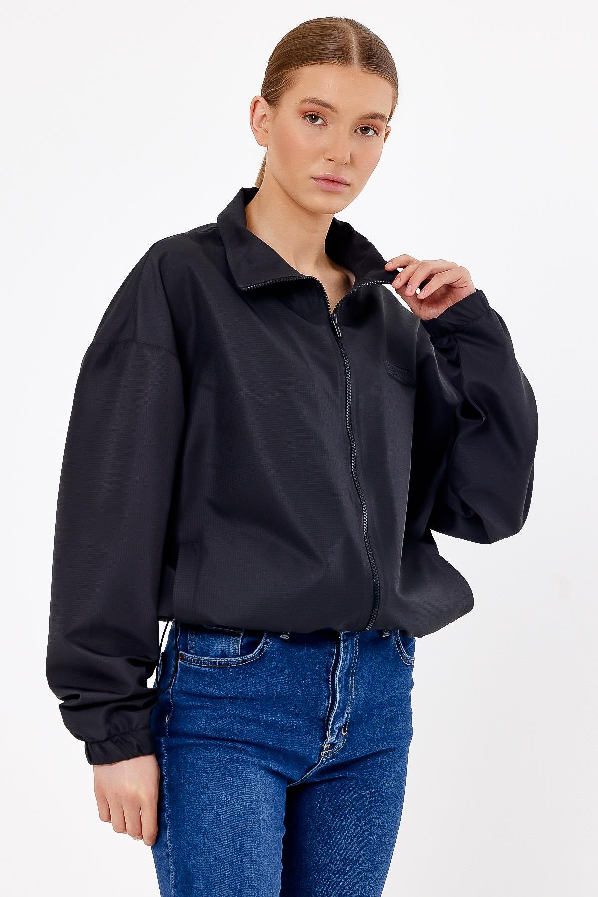 Koyu Gri Fermuarlı Kadın Yağmurluk