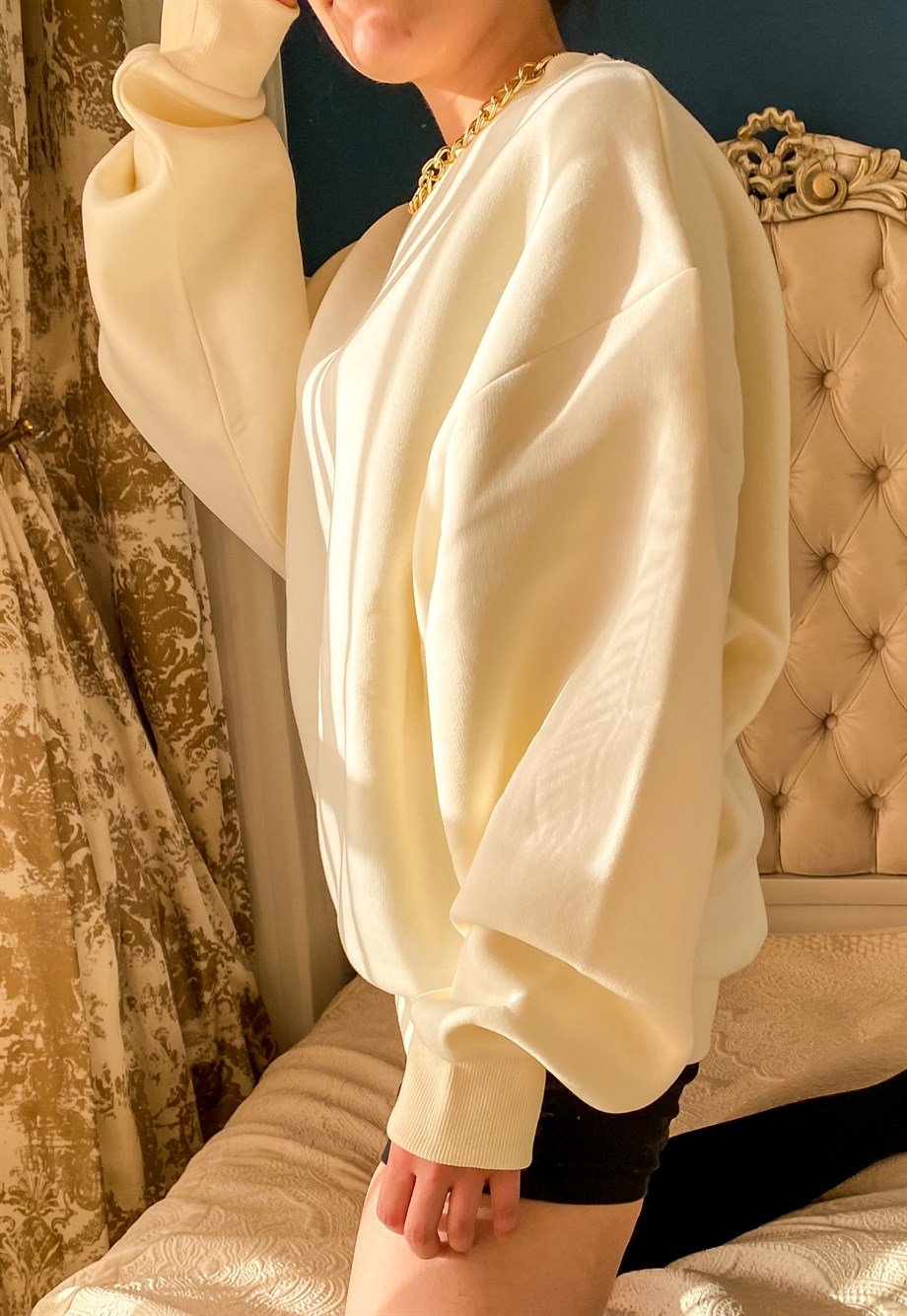 Krem Rengi Basic Oversize Kadın Sweatshirt