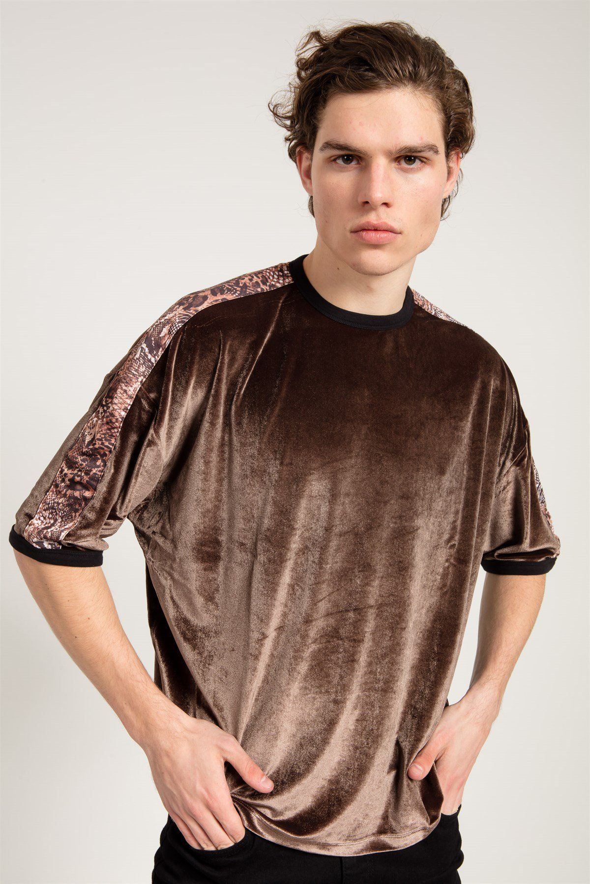 Unisex Velvet T-shirt in Brown with Leopard Print Tape