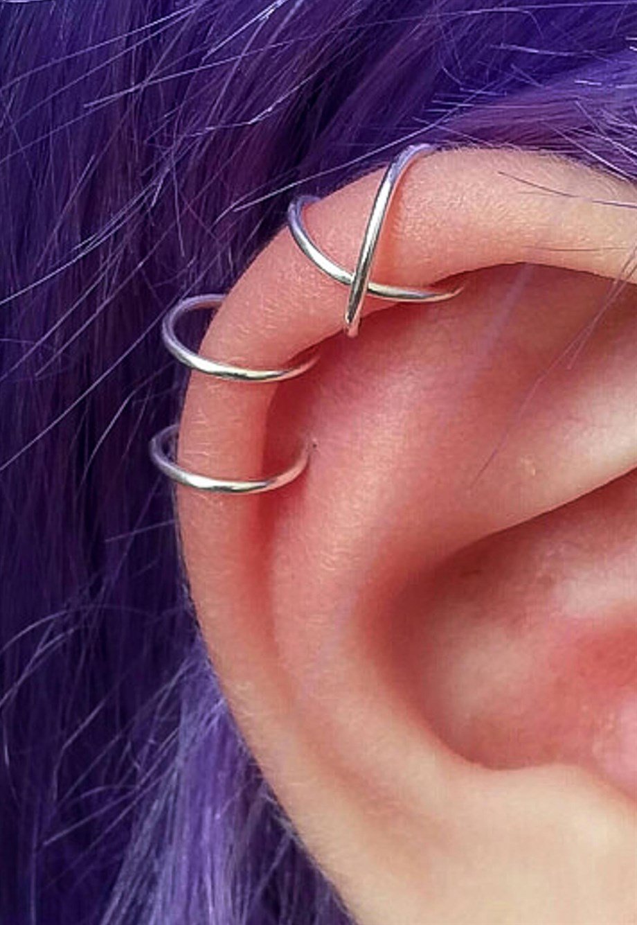 MULIER BULIA Gümüş Çapraz Kıkırdak Küpe