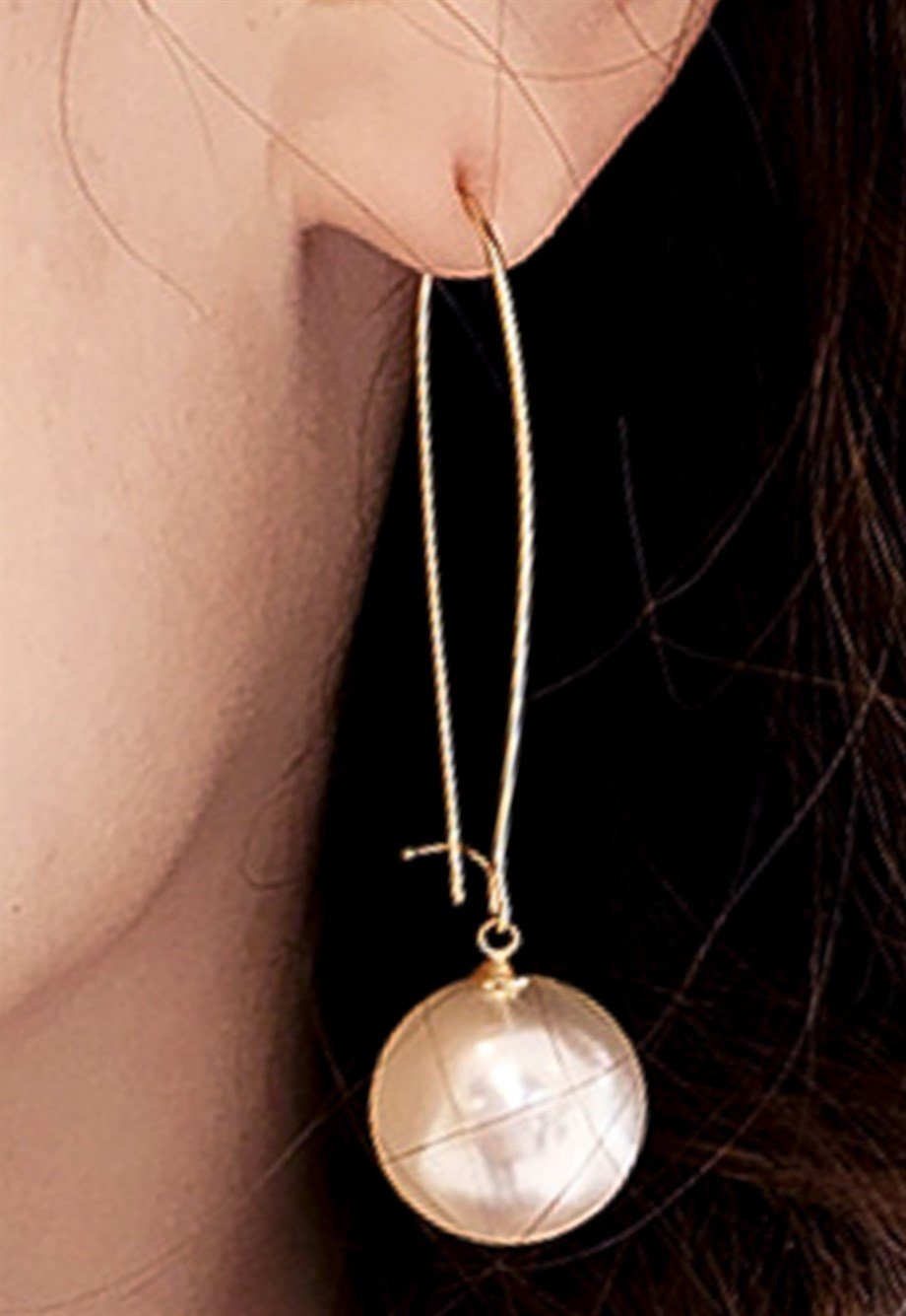 MULIER BULIA Sallantılı Büyük İnci Küpe