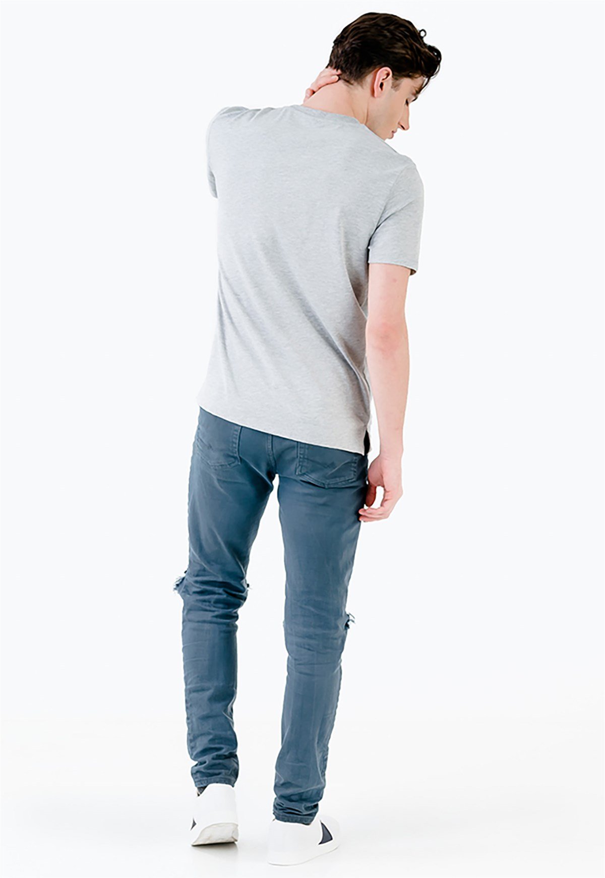 Önü Cepli Gri Basic Erkek T-shirt
