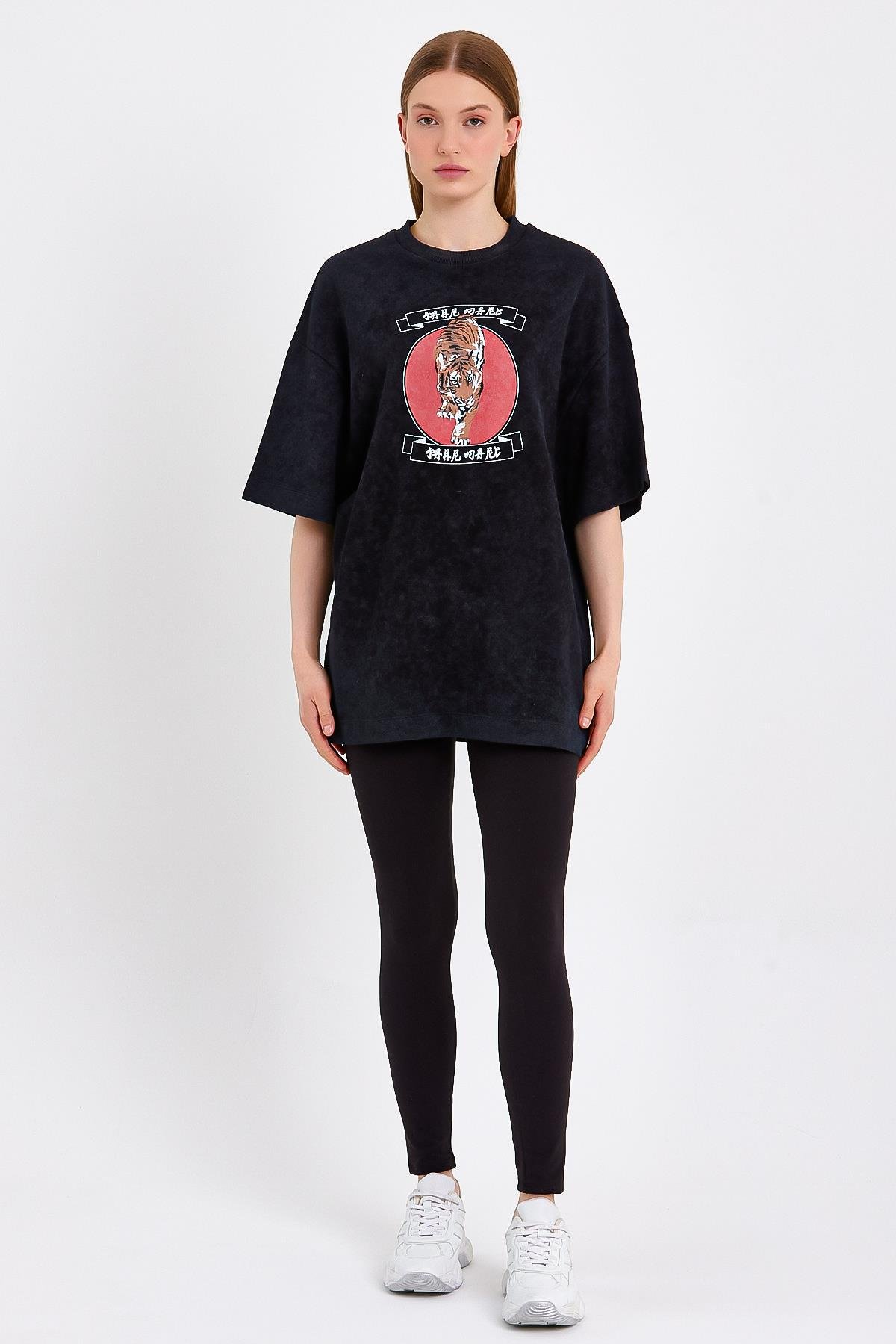 Oversize Baskılı Siyah Kadın T-shirt