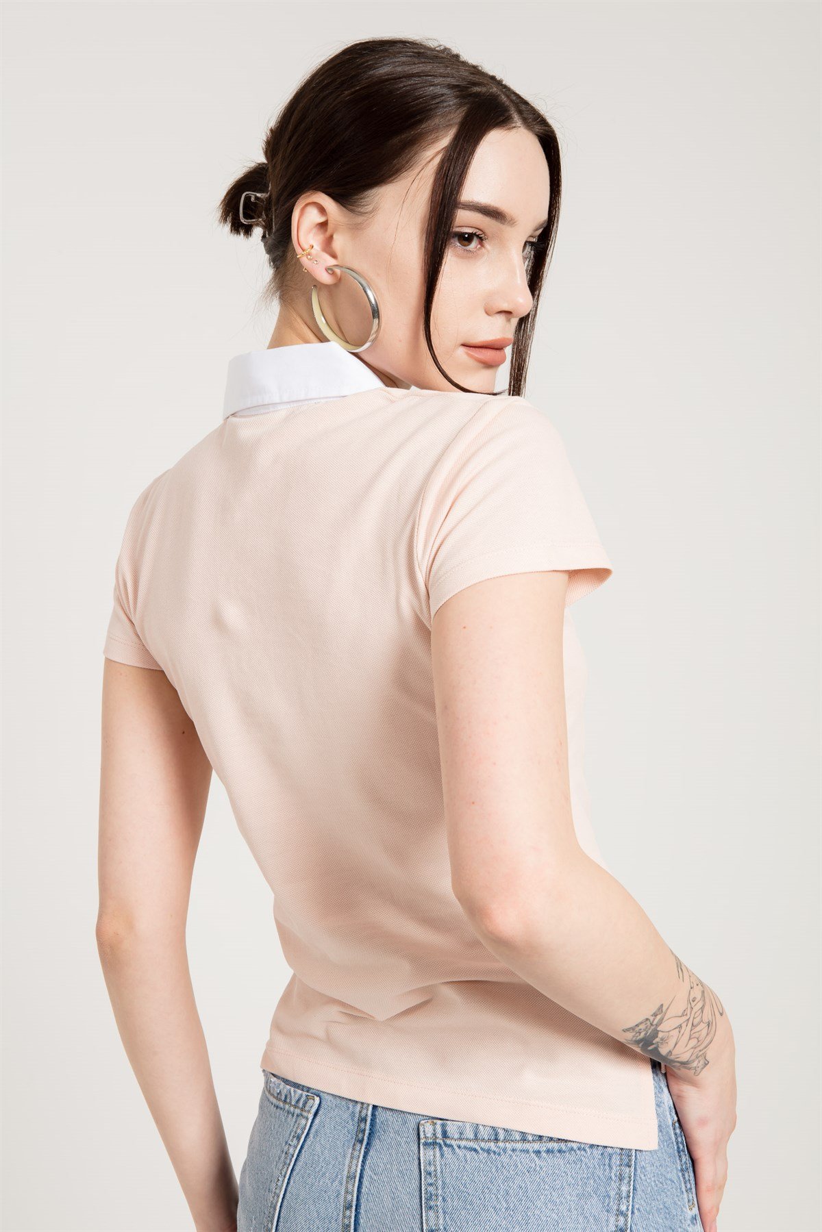 Contrast Collared Polo T-shirt in Pink