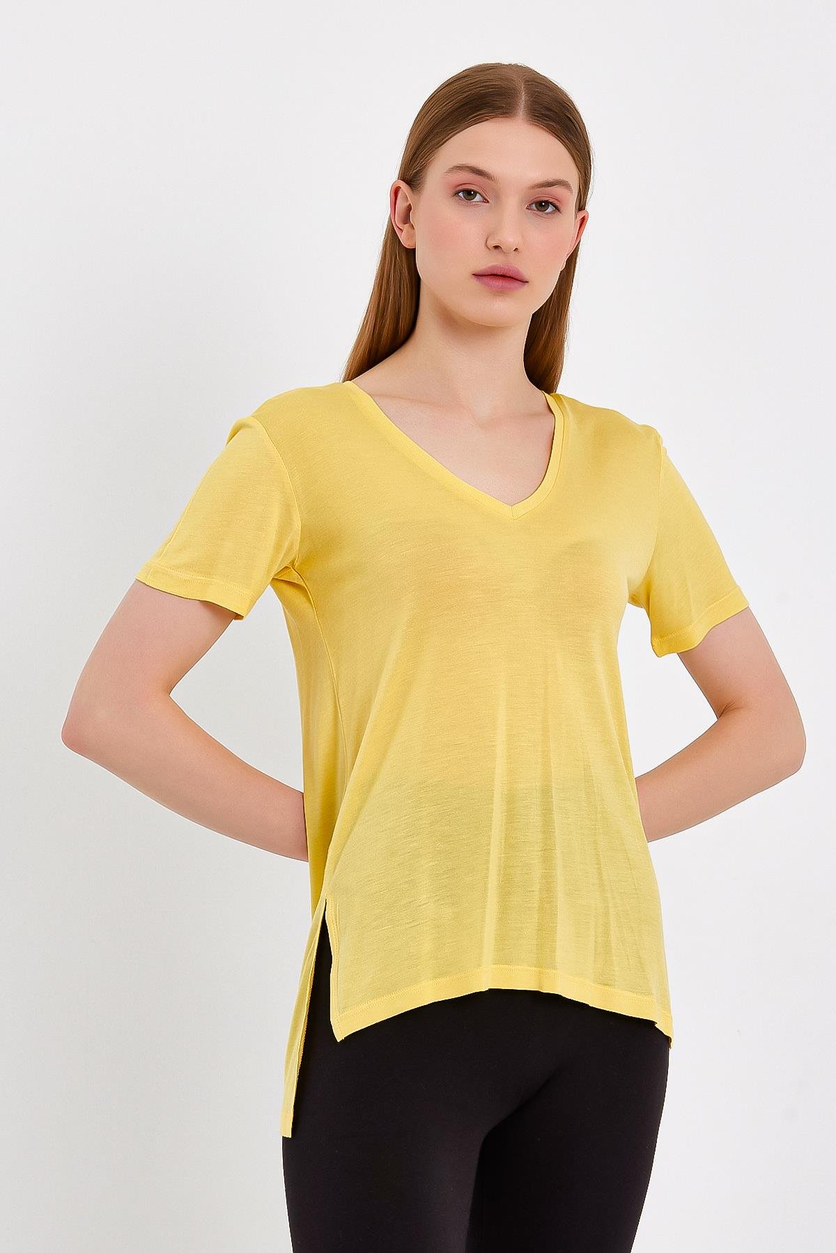 Sarı Basic V Yaka Kadın T-shirt