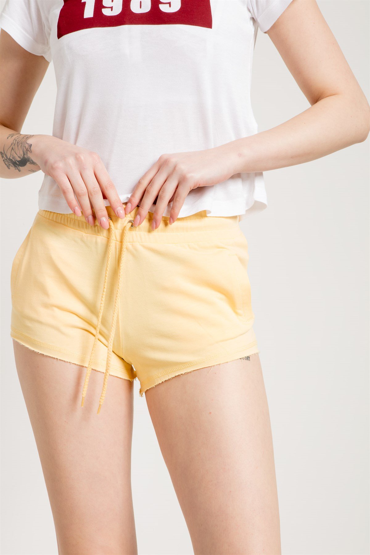 Lightweight Jersey Runner Shorts in Yellow