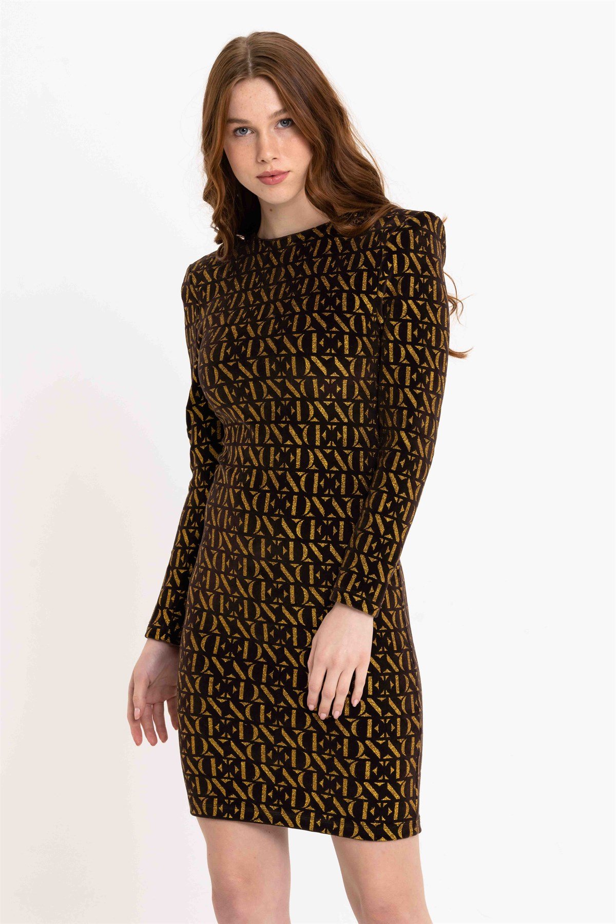 Simli Baskılı Vatkalı Siyah Kadife Elbise