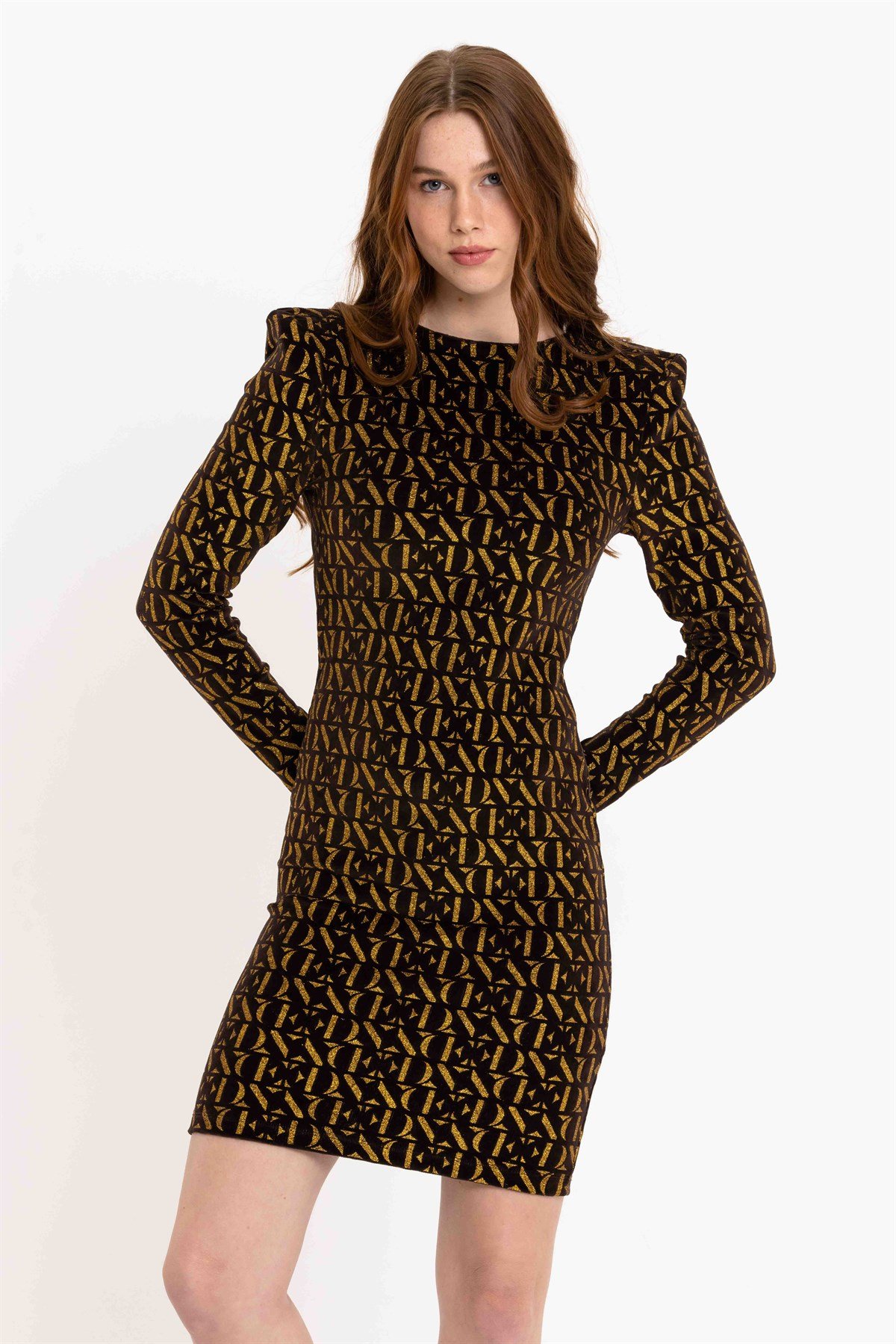 Simli Baskılı Vatkalı Siyah Kadife Elbise