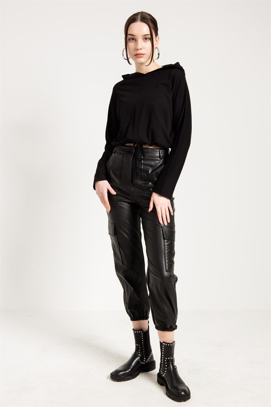 Siyah Deri Kargo Pantolon
