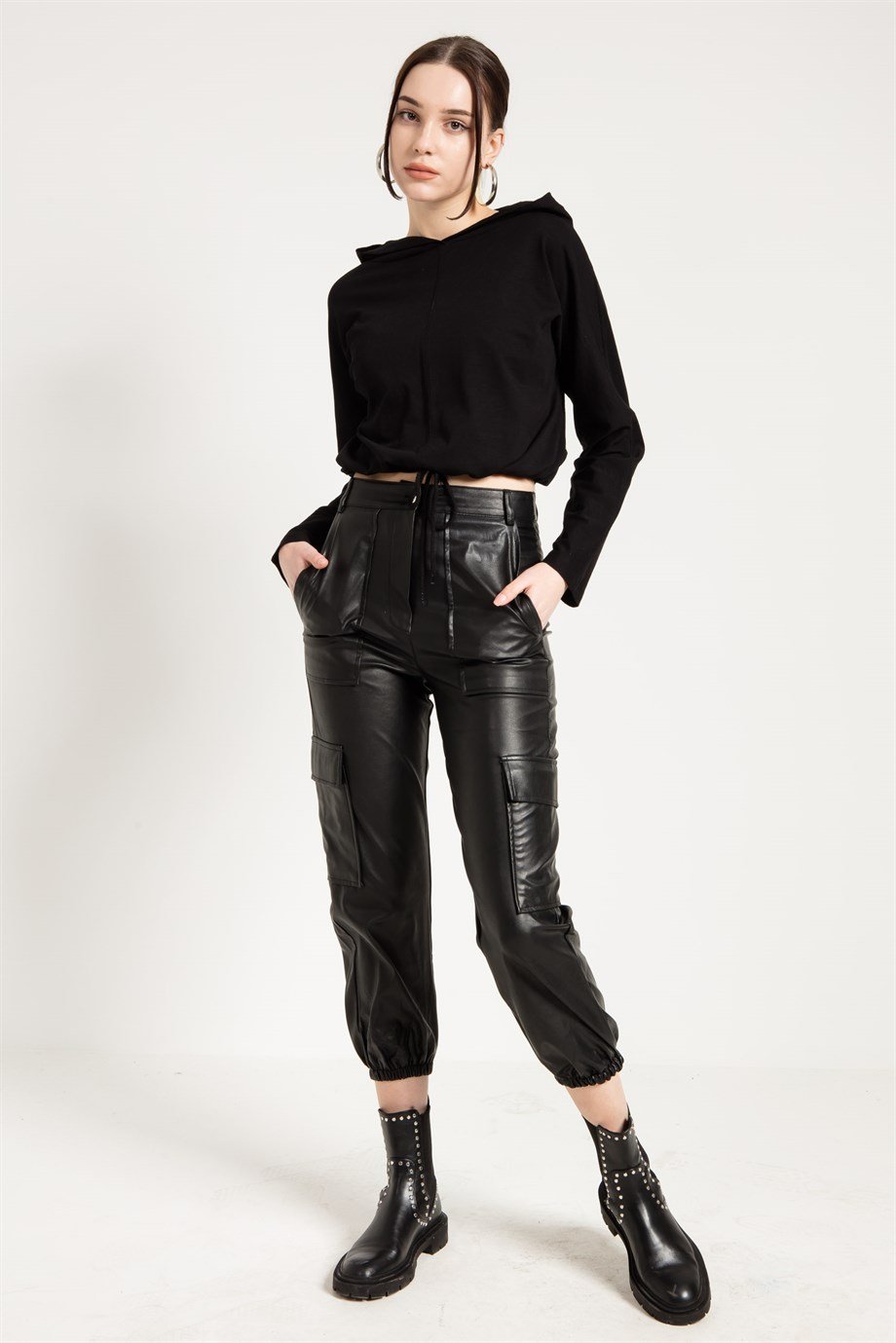 Siyah Deri Kargo Pantolon