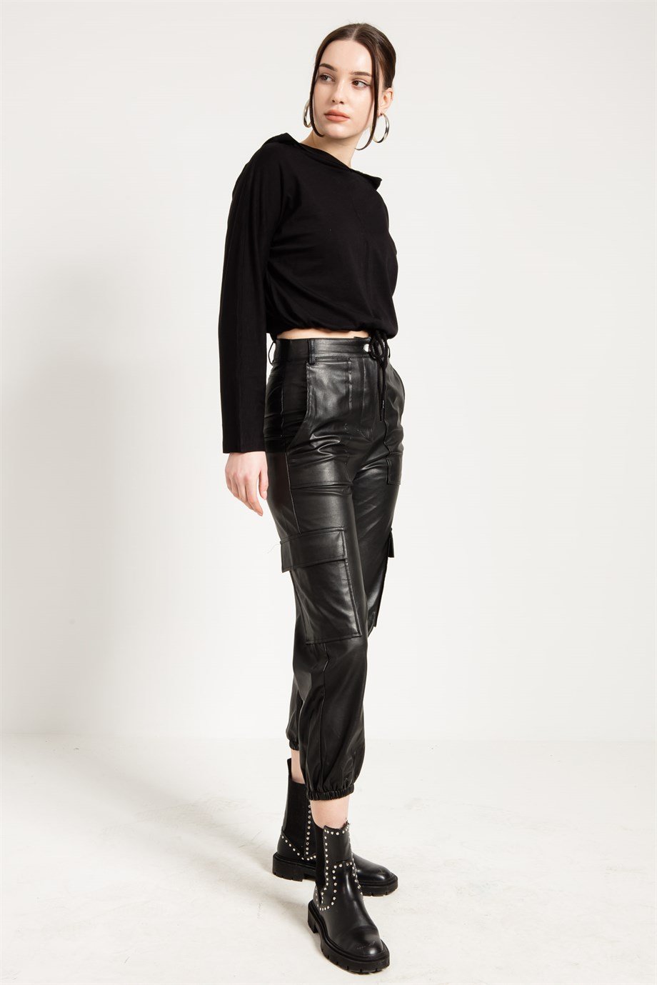 Siyah Deri Kargo Pantolon