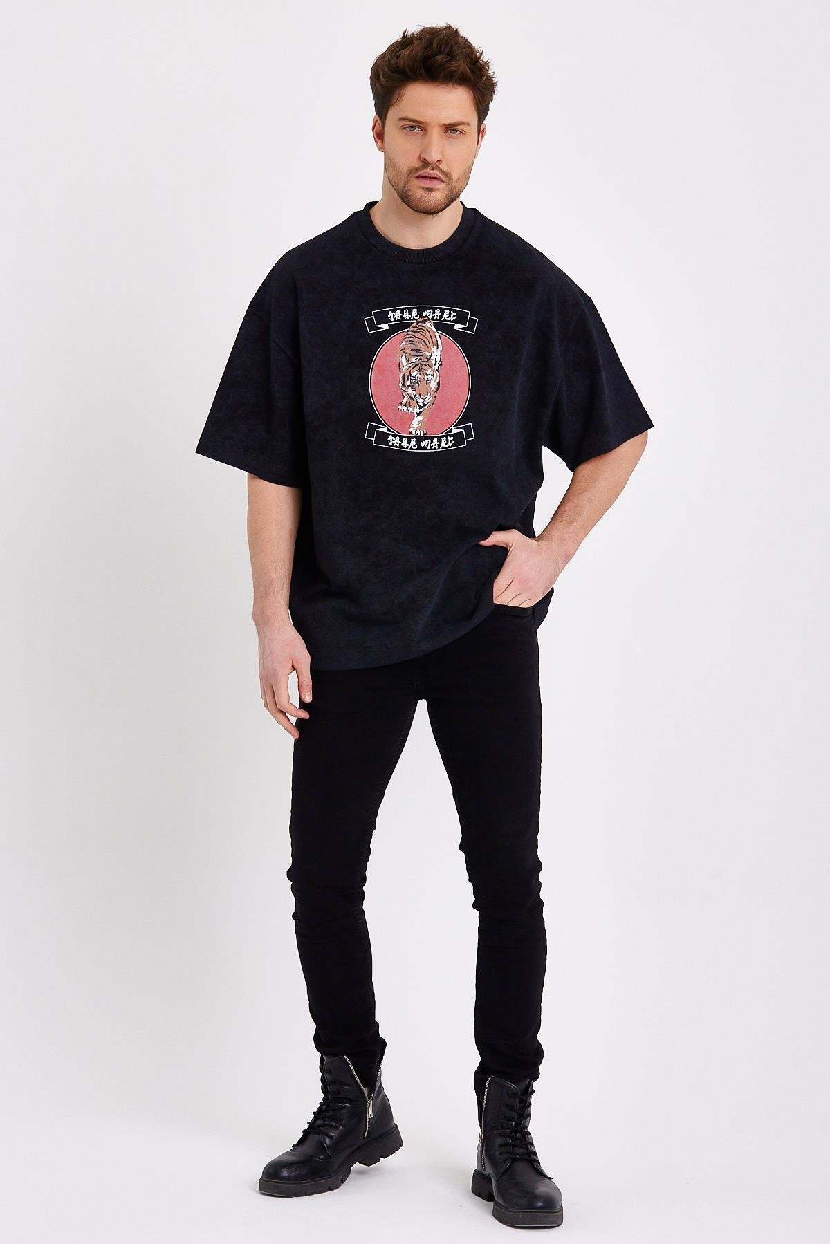 Siyah Oversize Baskılı Erkek T-shirt