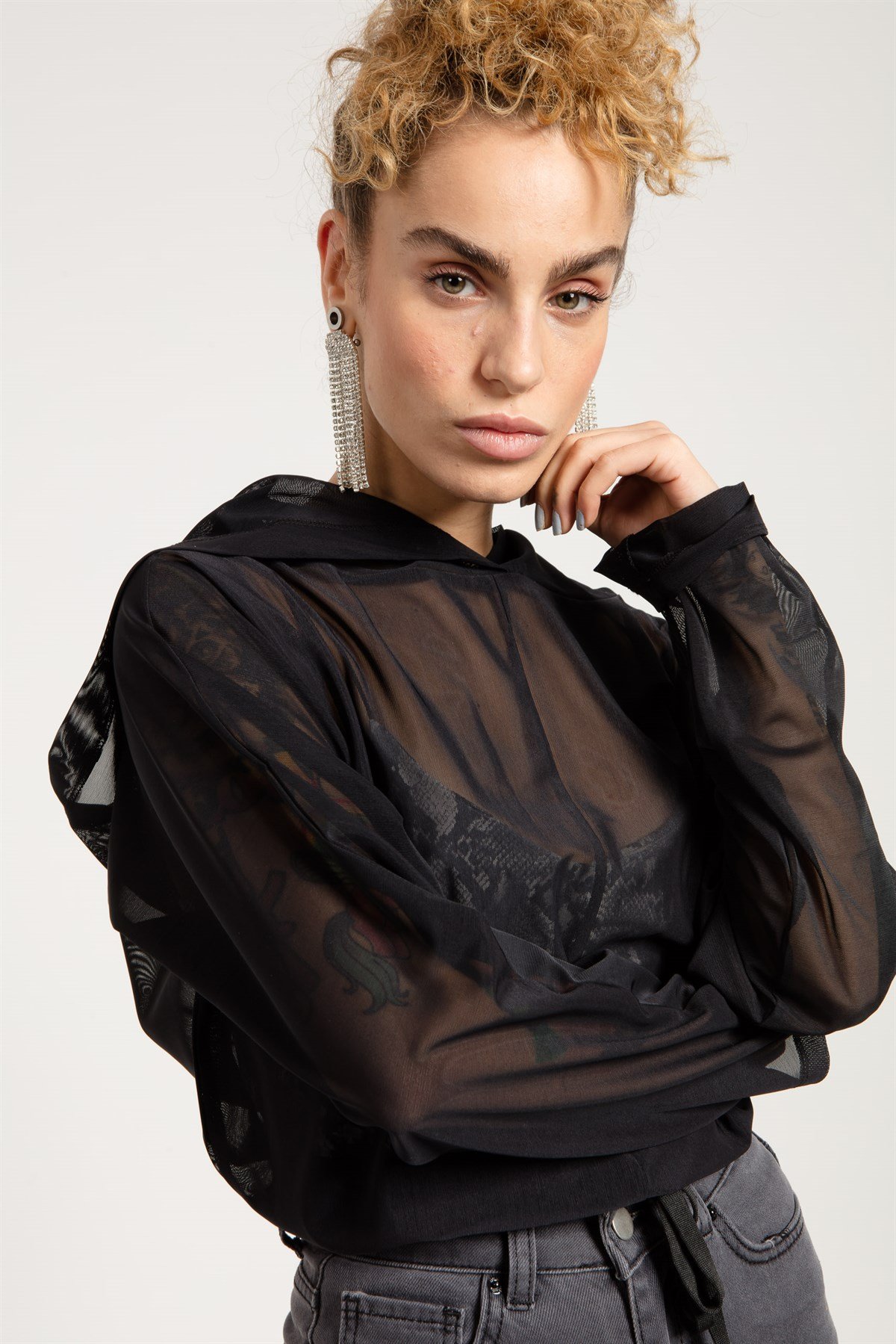 Siyah Transparan Kadın Kapüşonlu Bluz