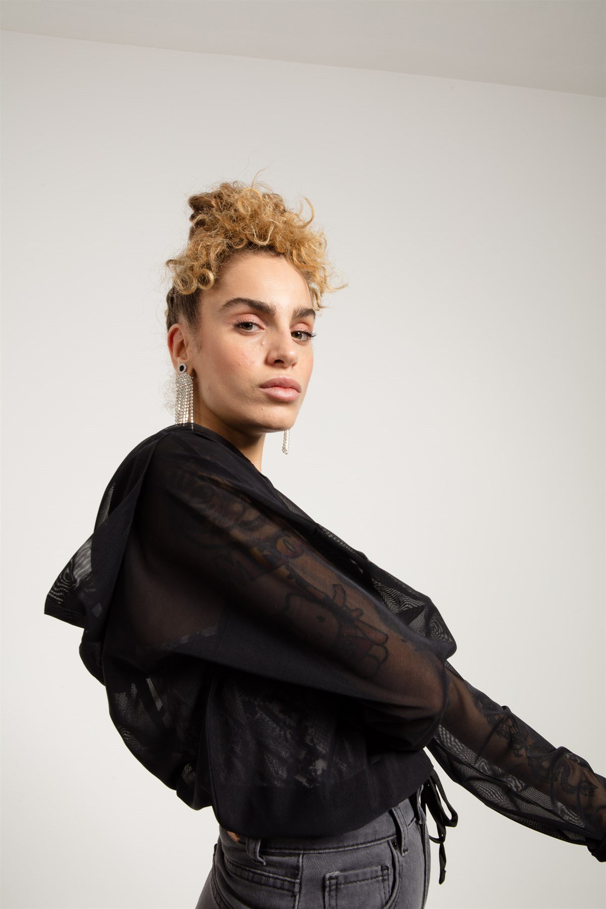 Siyah Transparan Kadın Kapüşonlu Bluz