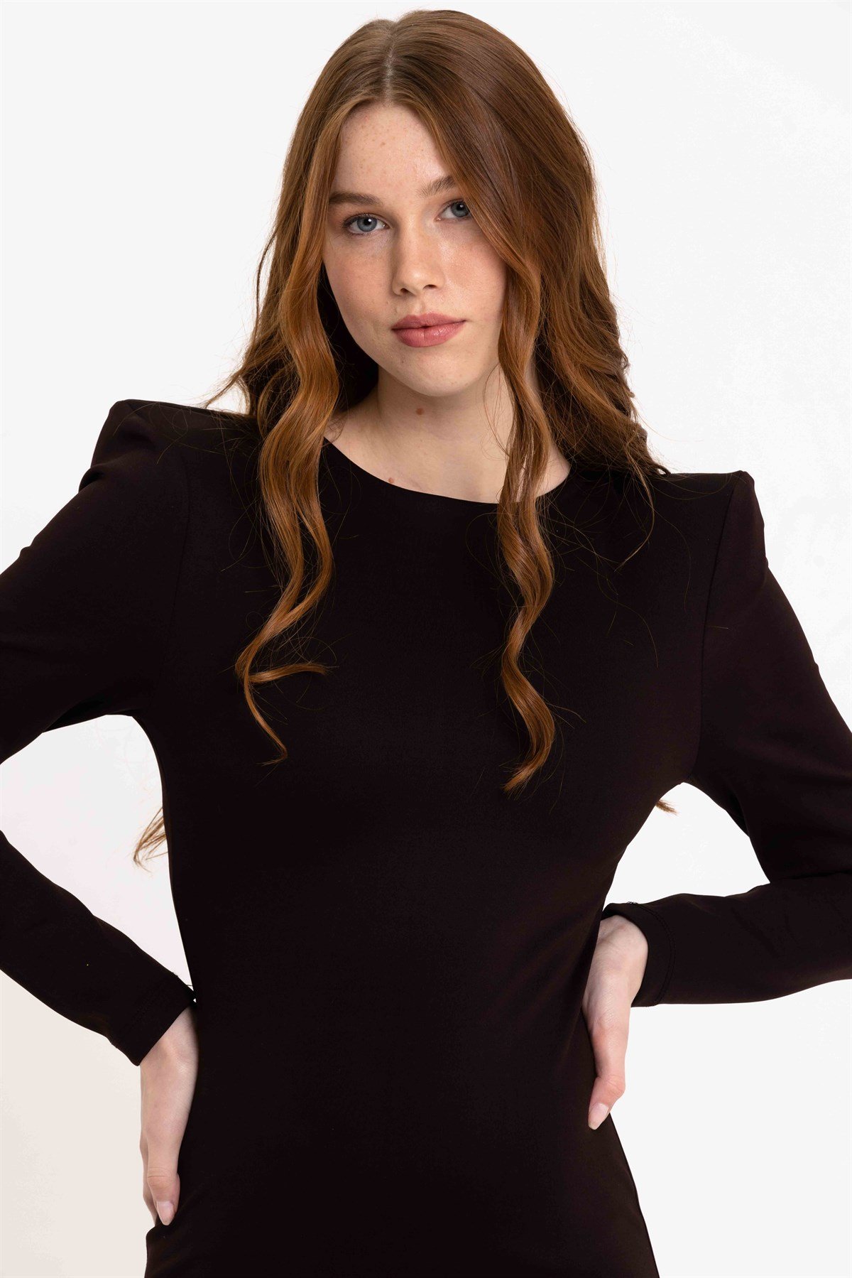 Siyah Vatkalı Bodycon Mini Elbise