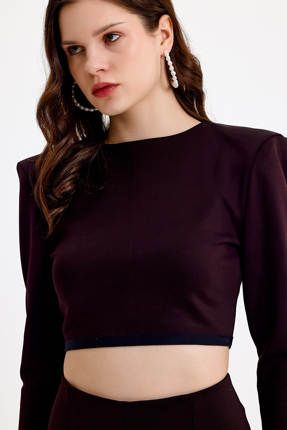 Siyah Vatkalı Crop Fit Bluz