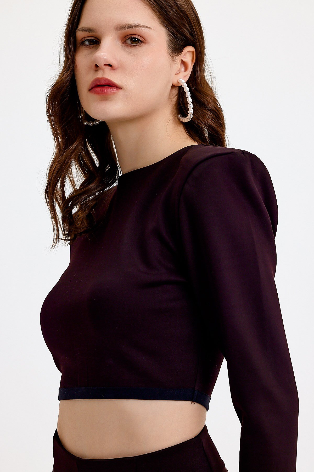 Siyah Vatkalı Crop Fit Bluz