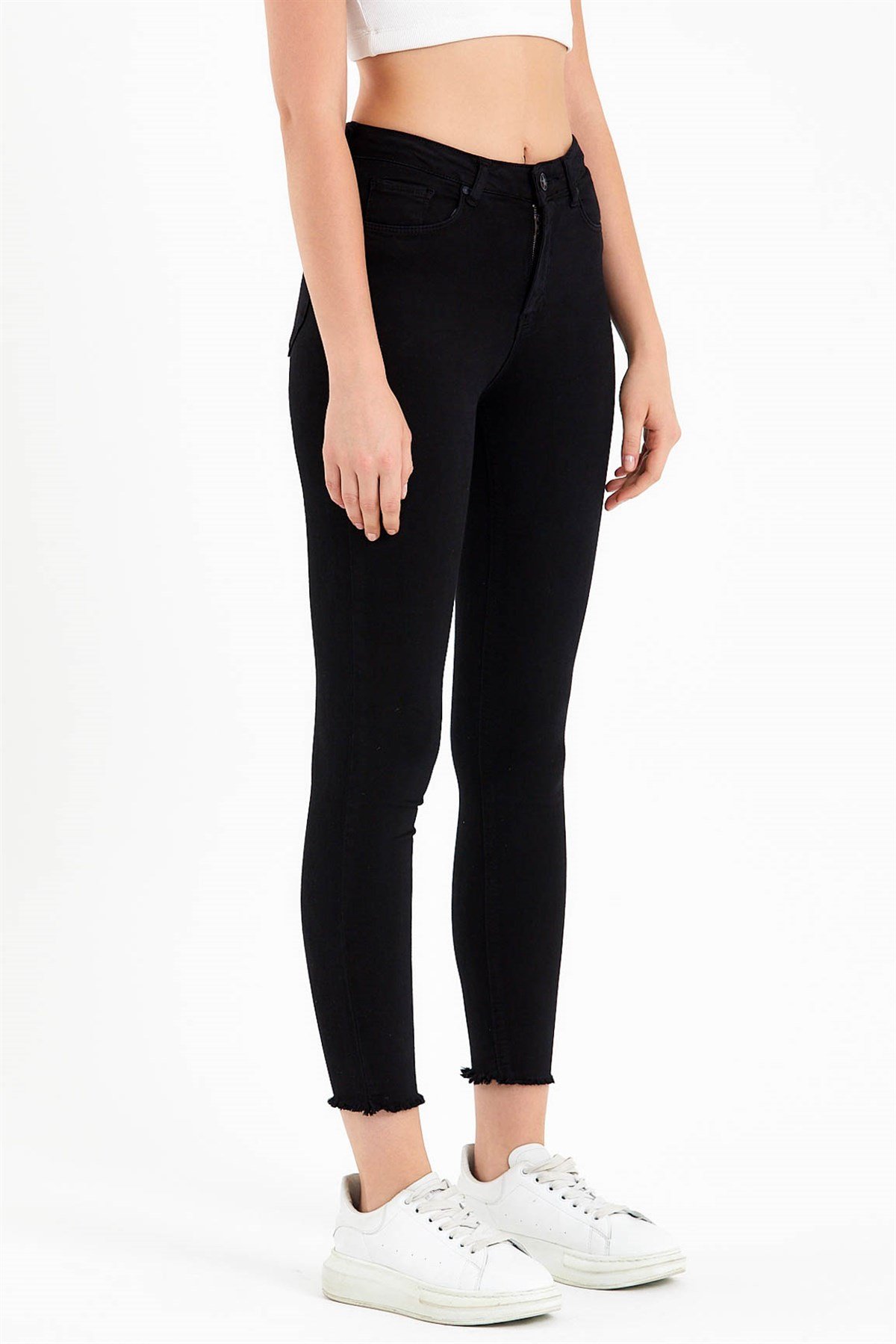 High Waisted Super Skinny Fit Jeans in Black