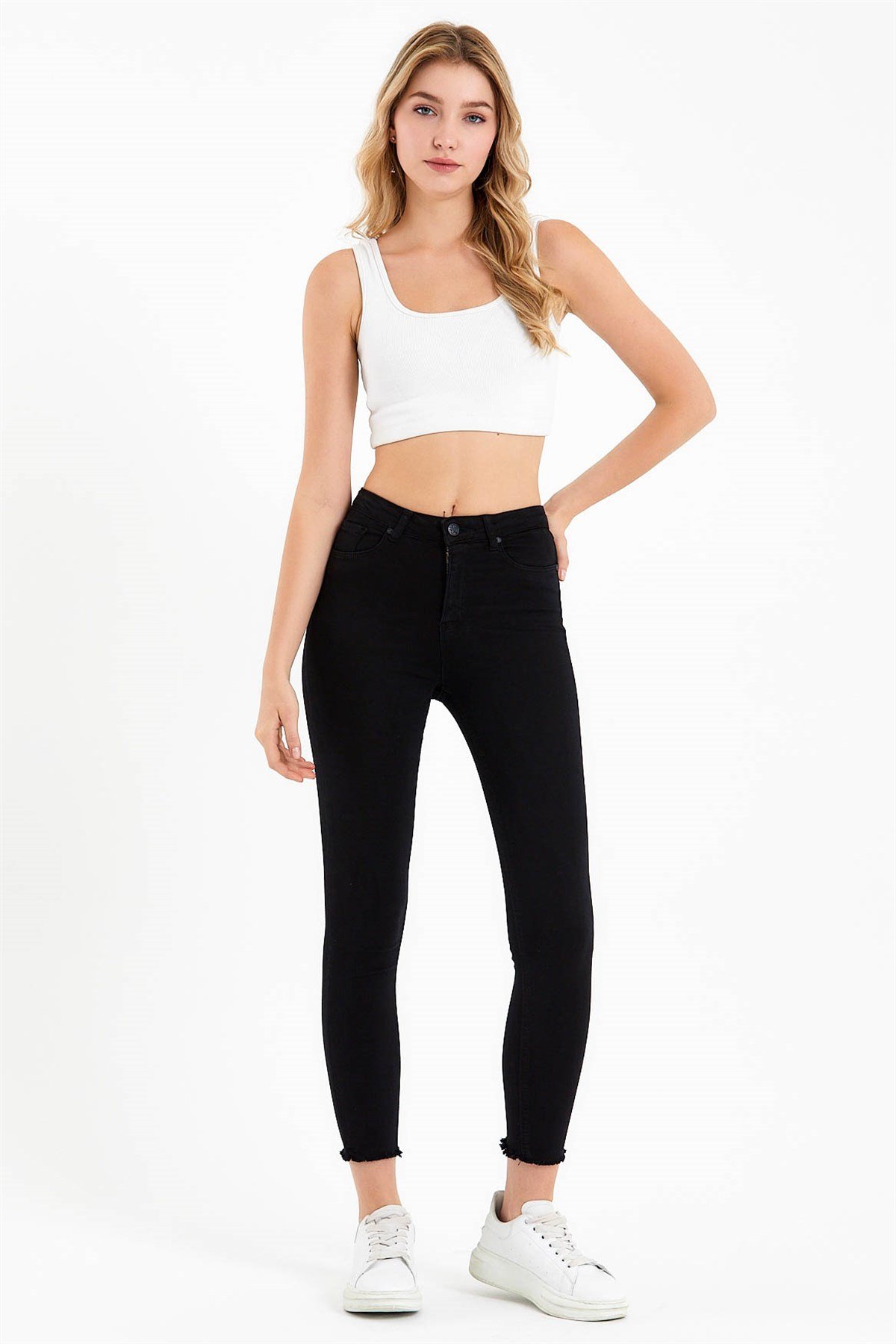 High Waisted Super Skinny Fit Jeans in Black