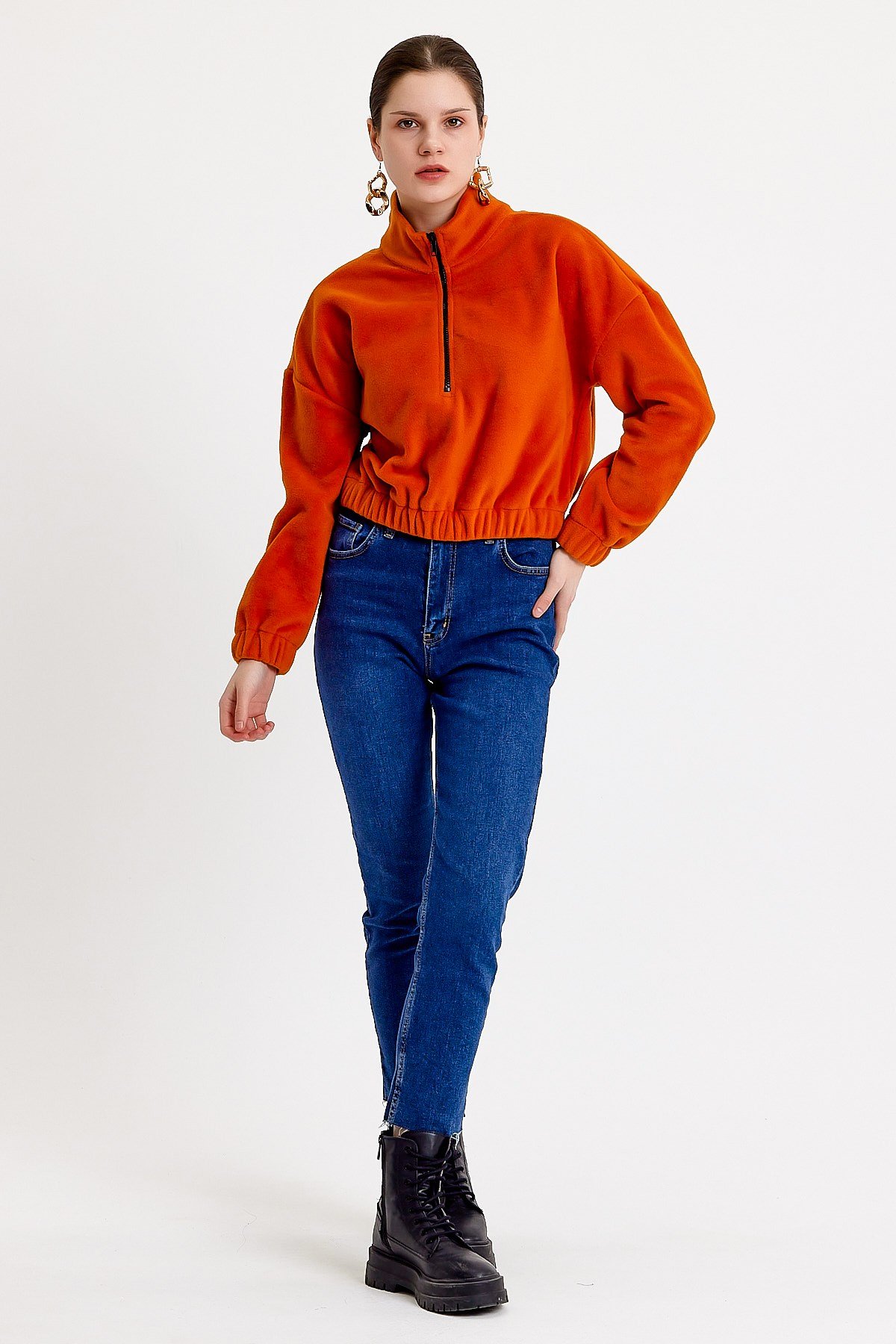 Turuncu Dik Yaka Crop Fit Peluş Sweatshirt