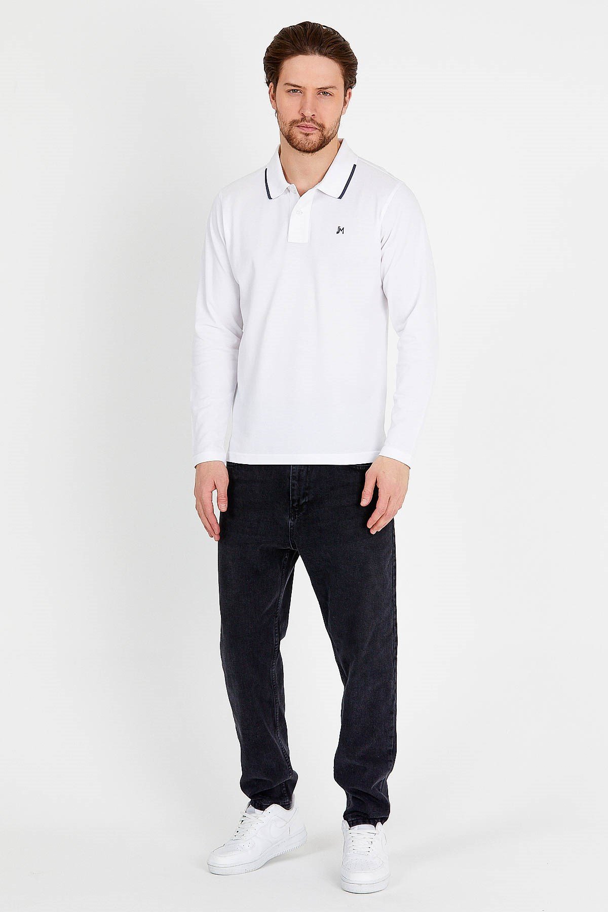 Polo Collared T-shirt in White with Long Sleeves