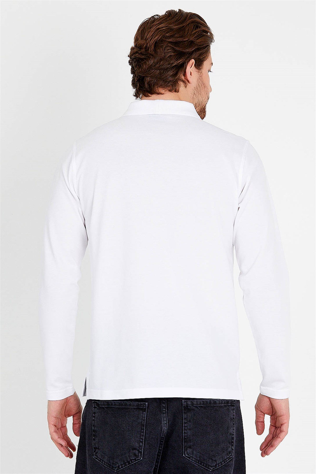 Polo Collared T-shirt in White with Long Sleeves