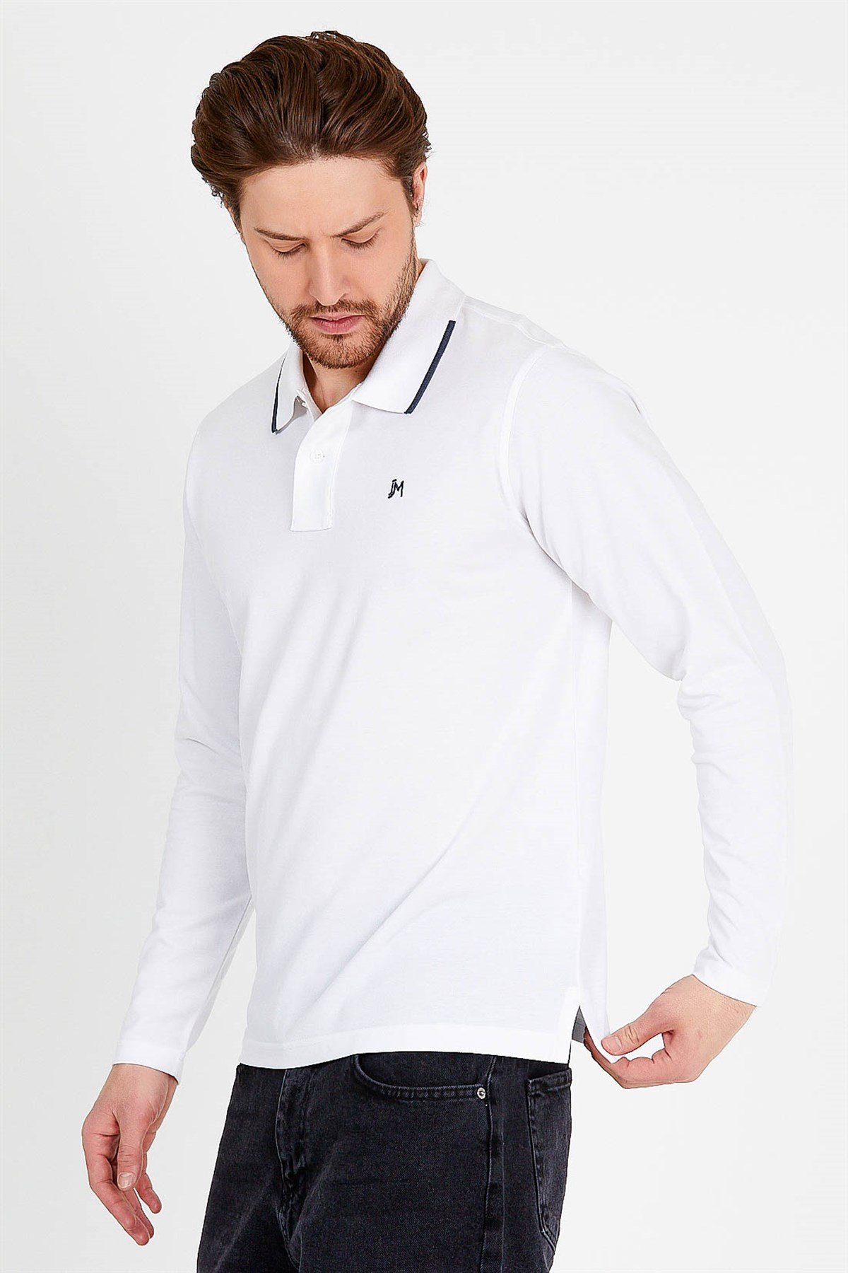 Polo Collared T-shirt in White with Long Sleeves