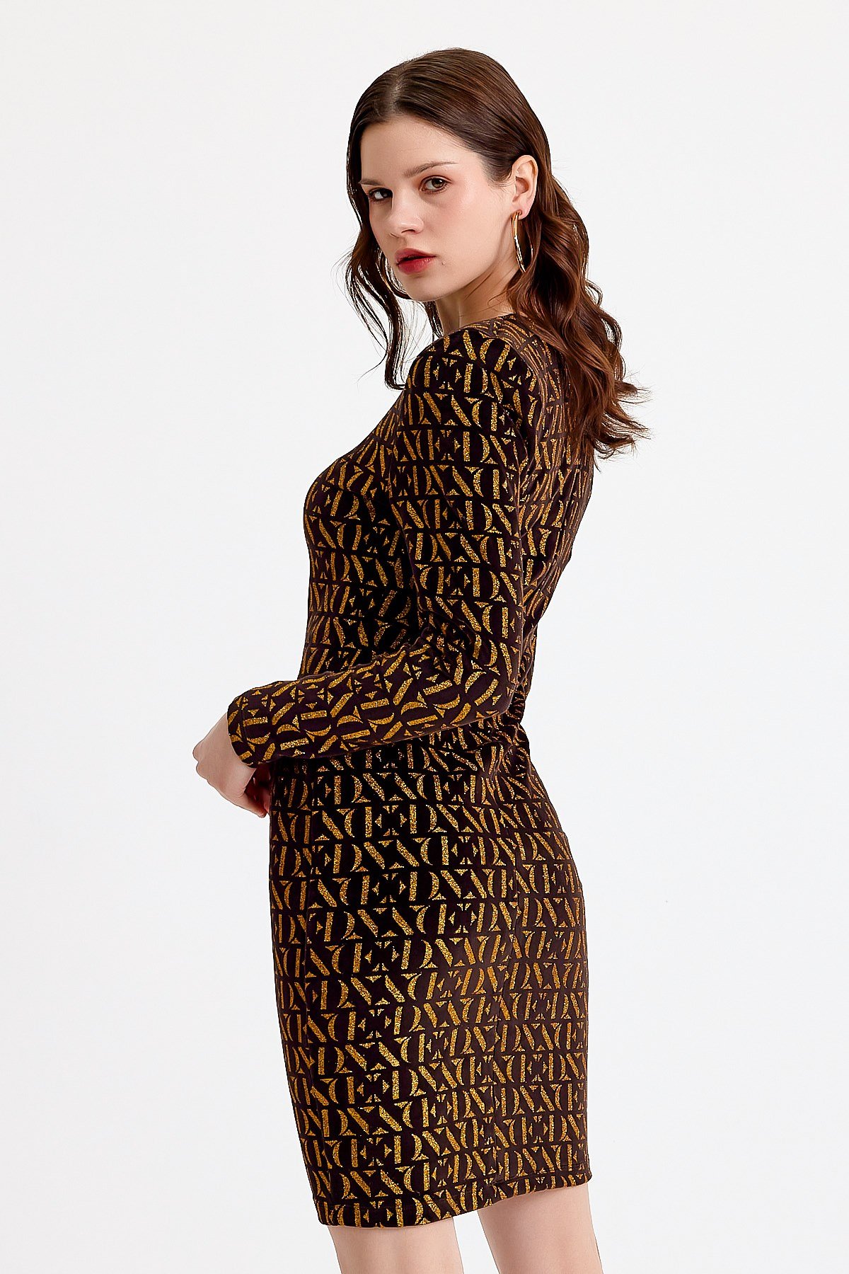 Gold Varak Baskılı Siyah Kadife Elbise