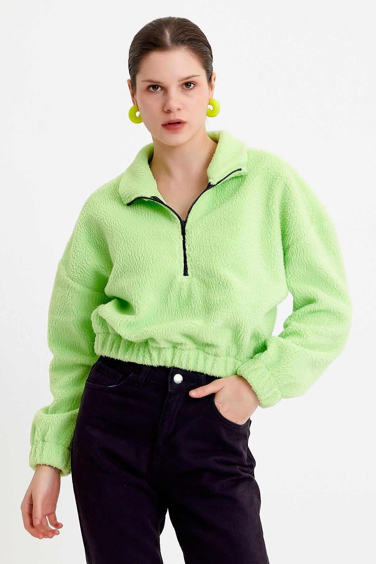 Yeşil Dik Yaka Crop Fit Kadın Peluş Sweatshirt