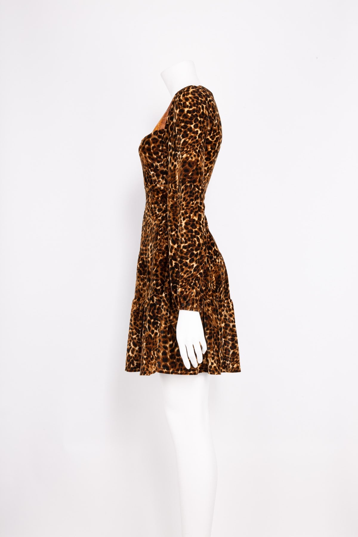 Leopar Elbise