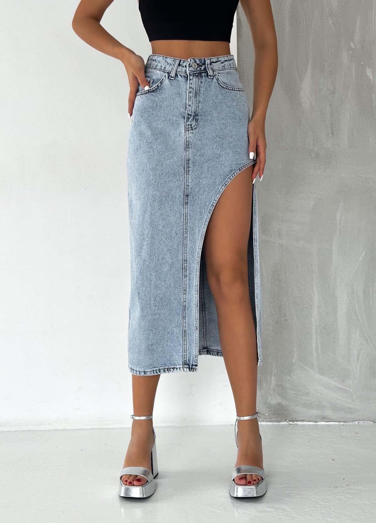  Mavi Yandan Derin Yırtmaçlı Uzun Denim Kot Etek
