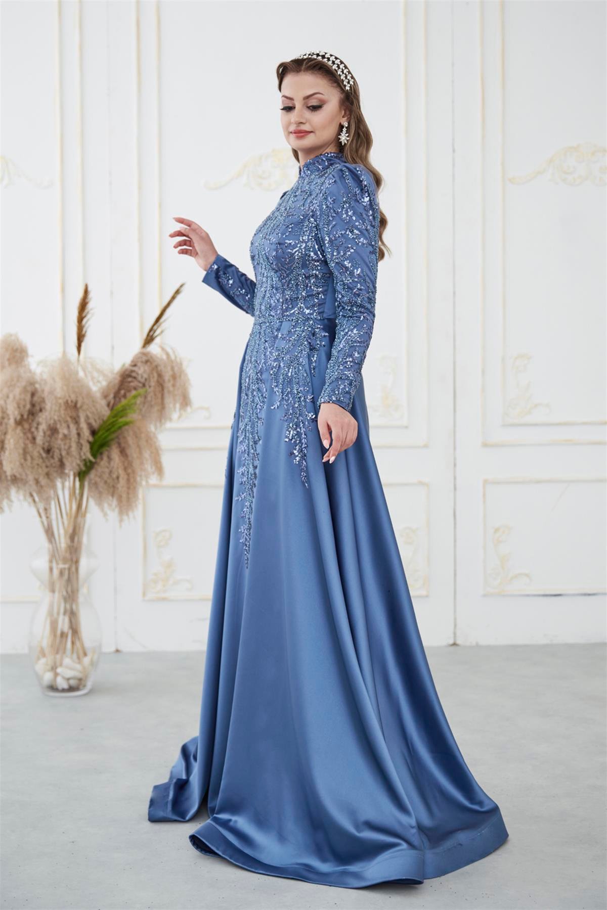 Berrak Abiye İndigo