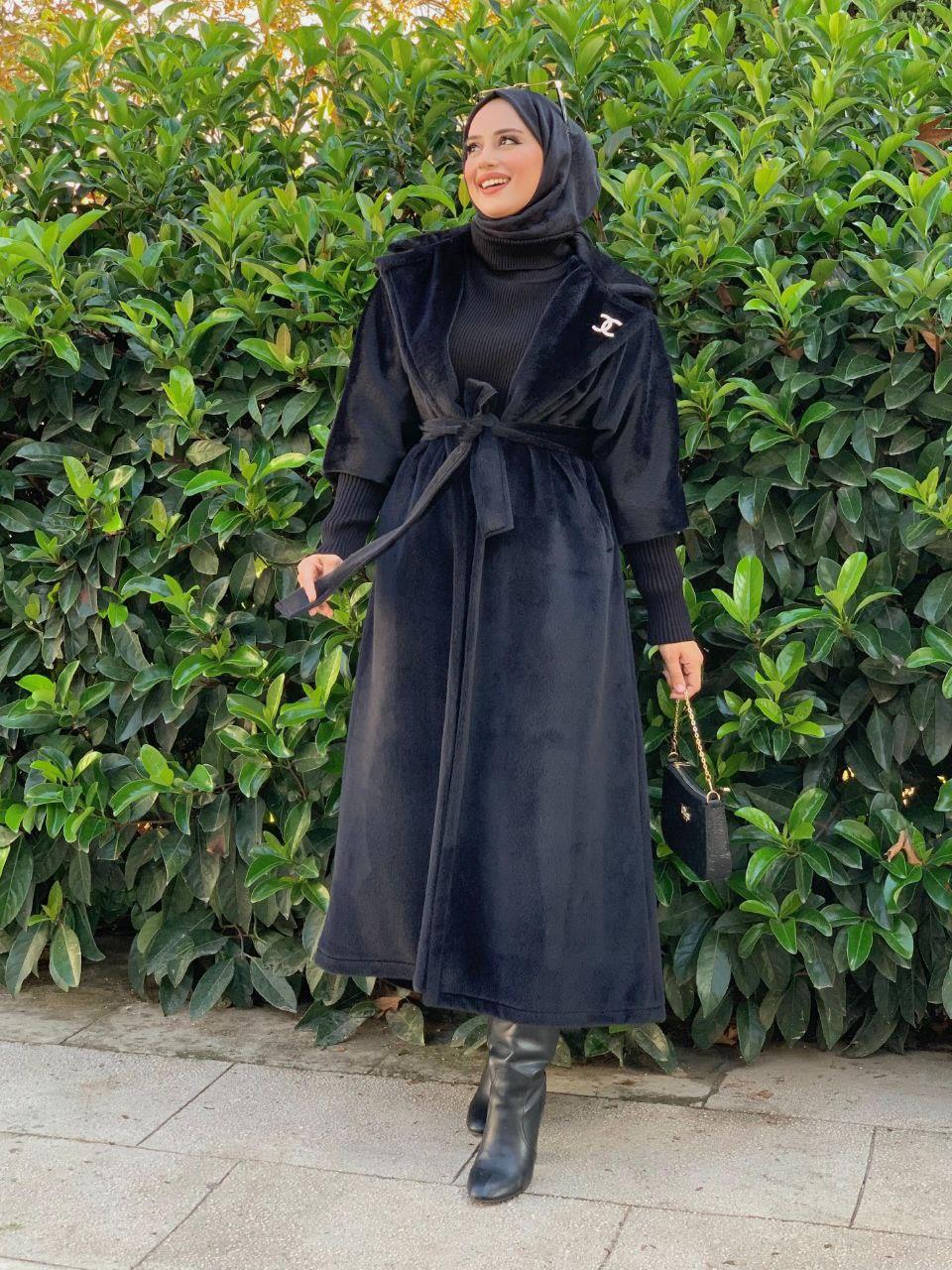 Bronş Detaylı Uzun Kaban Siyah