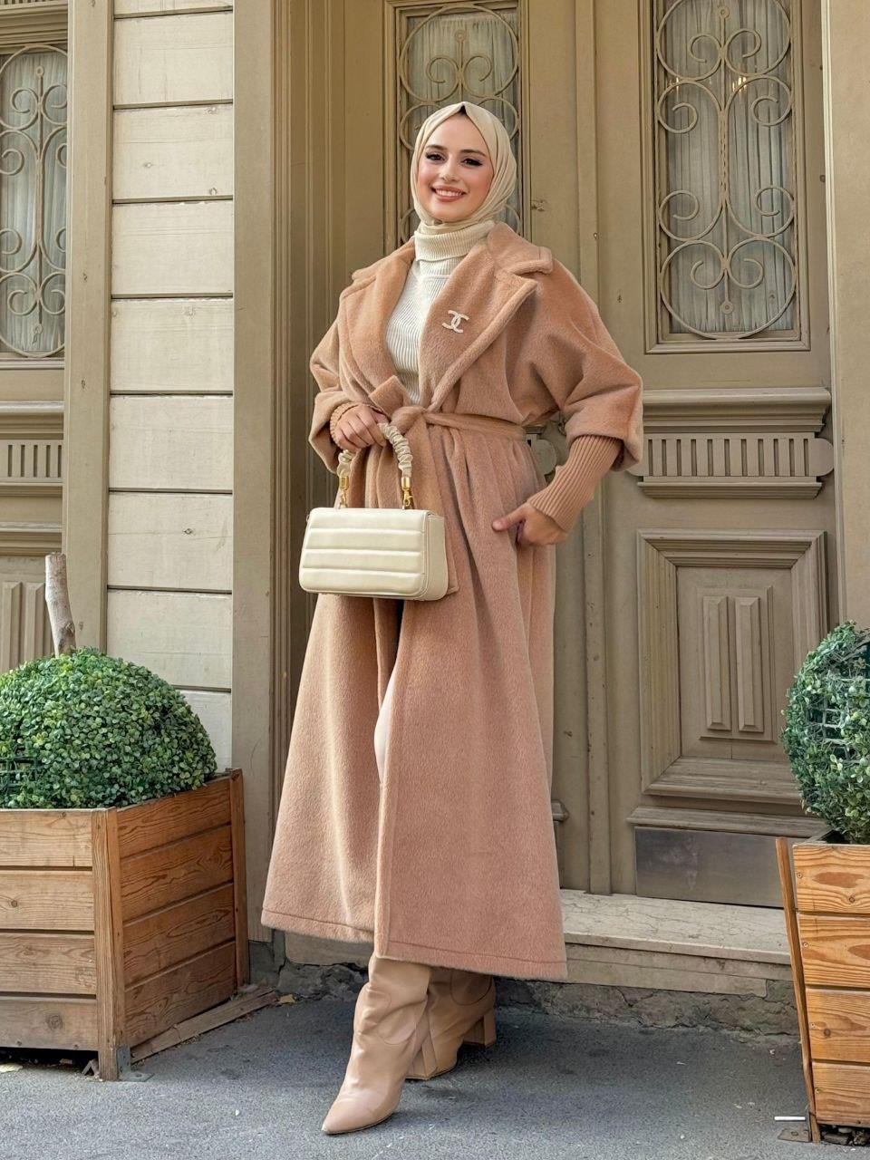 Bronş Detaylı Uzun Kaban Vizon