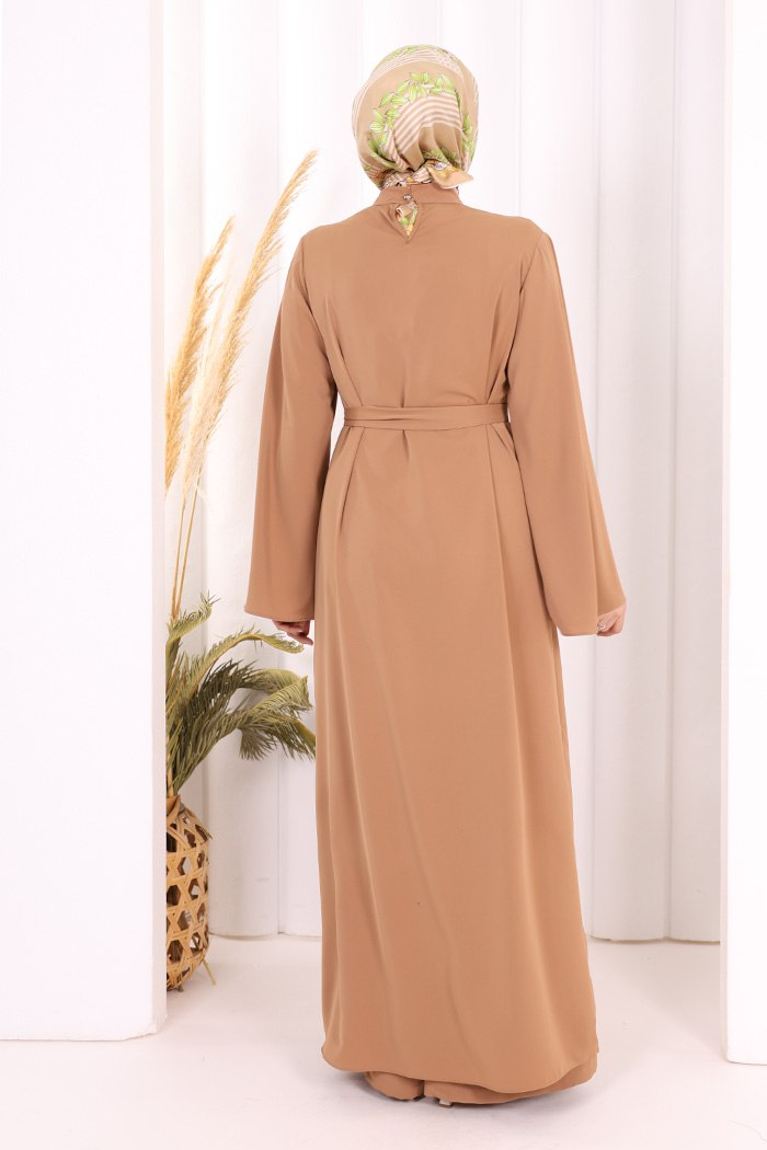 Broş Detaylı Tulum Abaya ve Takım Taba