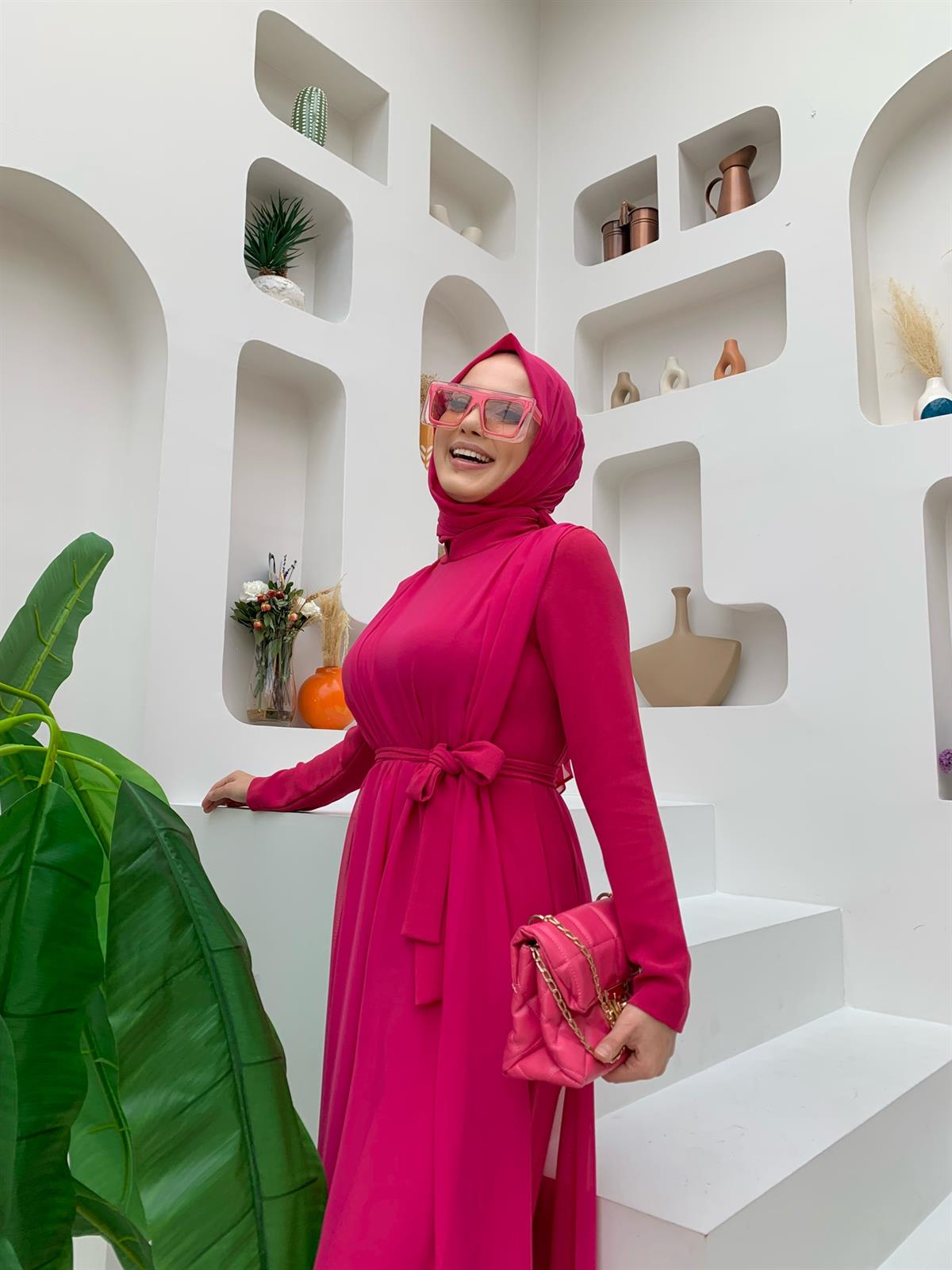 Fuşya Pelerinli Tulum