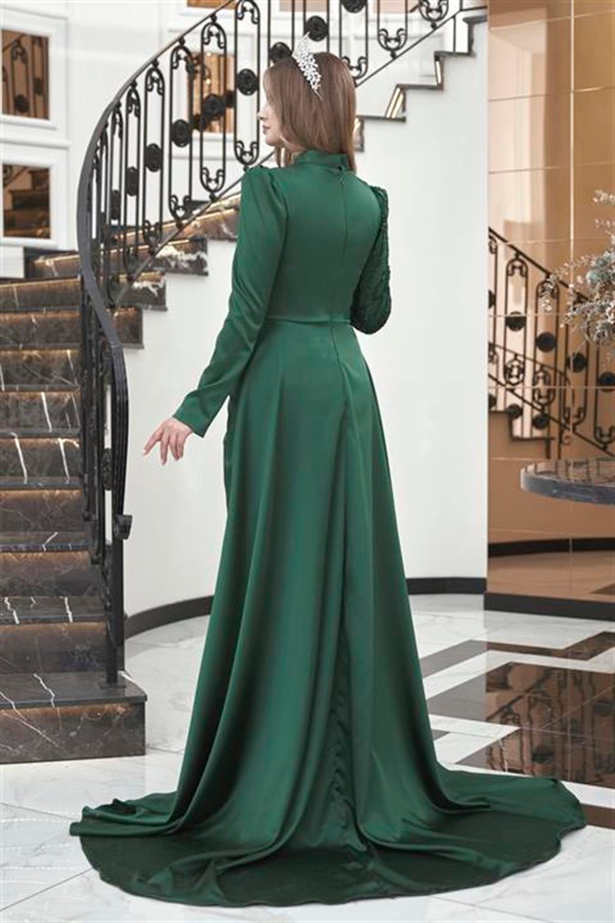 Helen Tesettür Abiye Zümrüt