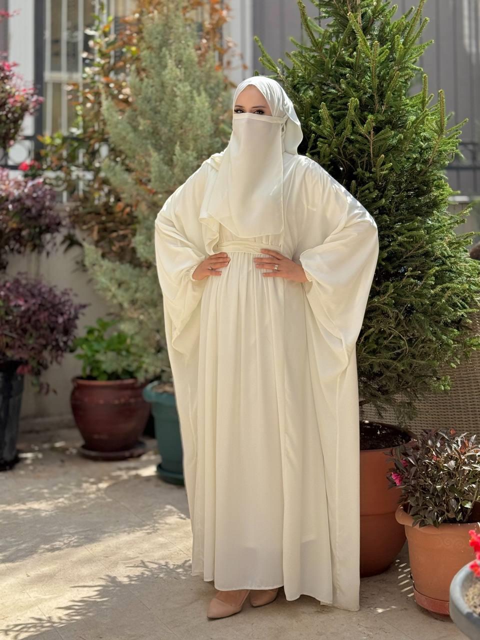 Kuşaklı Peçeli Ve  Şallı Elbise Ekru