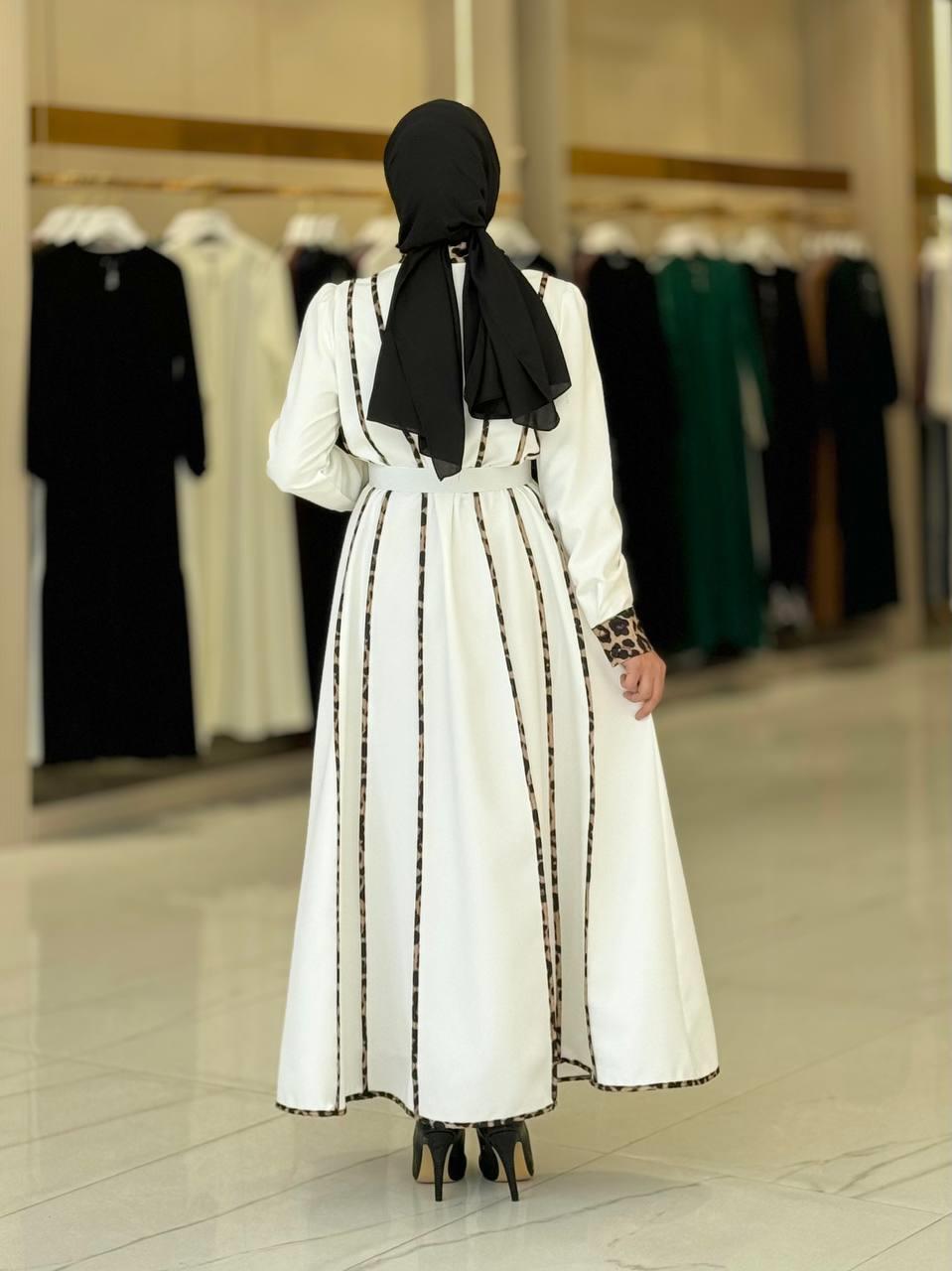 Leopar Detaylı Kemerli Elbise 